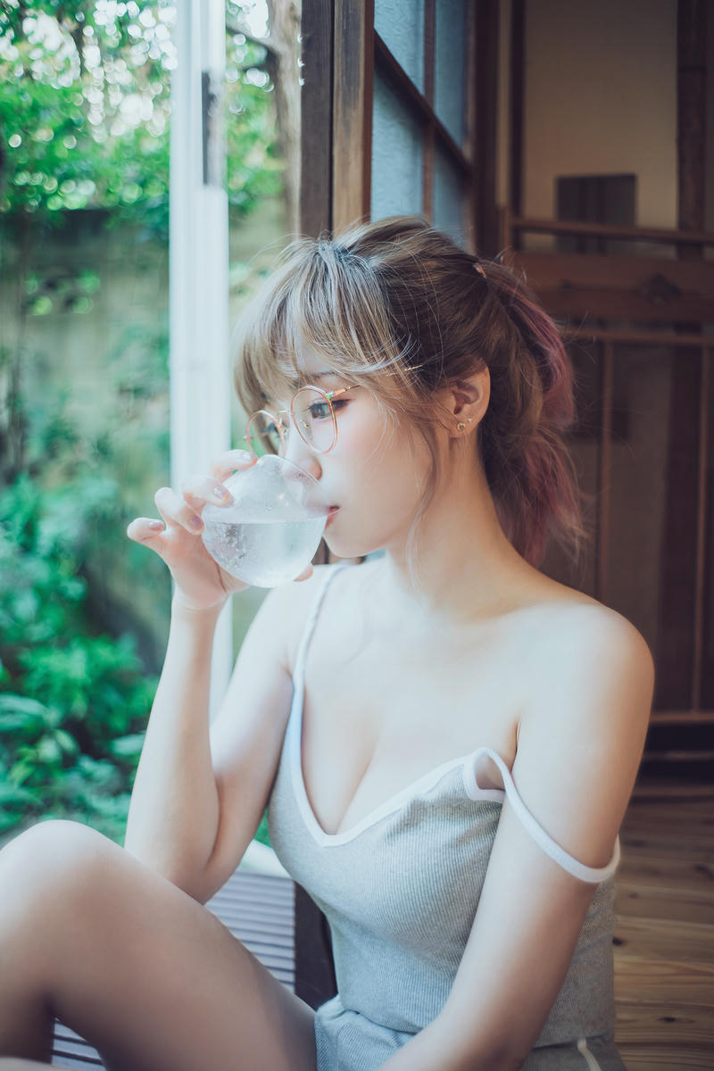 韩国美女-Patreon NO.034 ely aug[51P-159.2M]_第1集