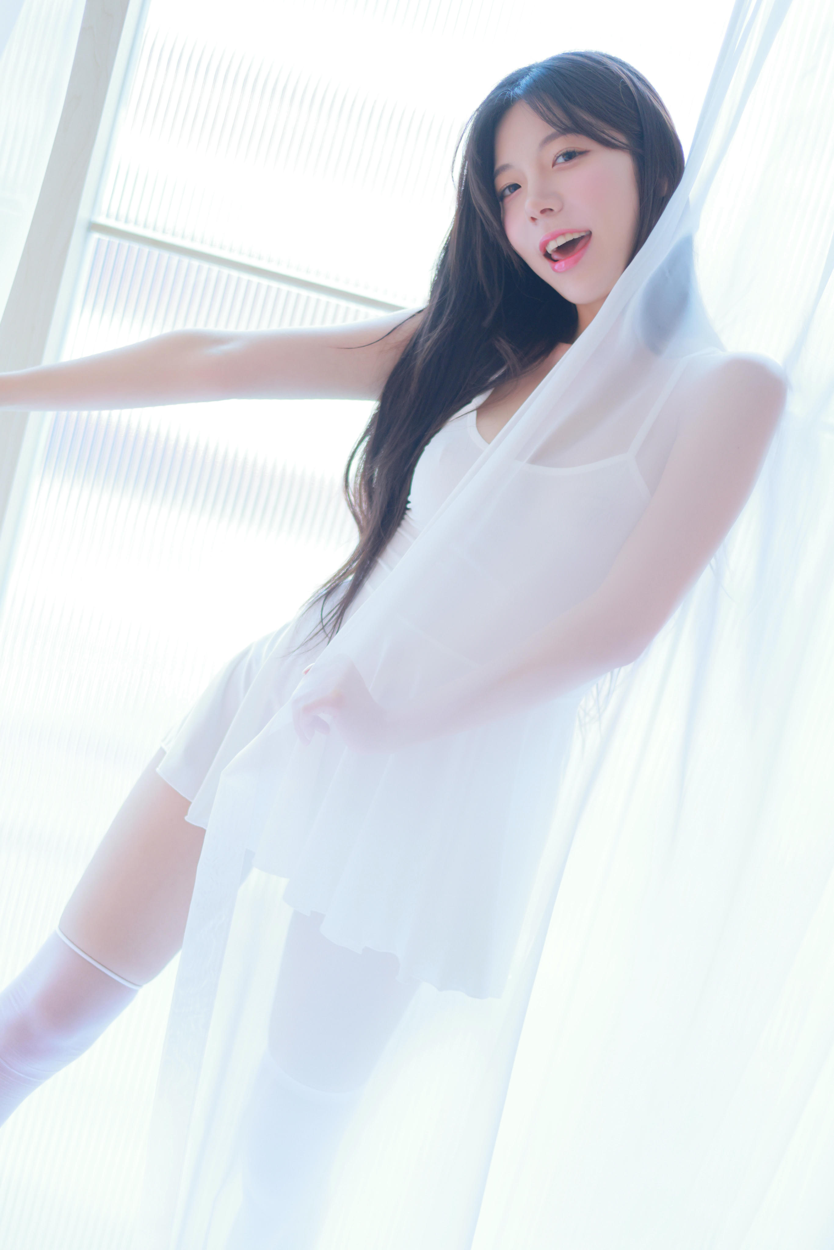 韩国美女-Patreon NO.038 leeesovely (李素英) 2023四月刊 04 [79P+11V／3.77GB]_第2集