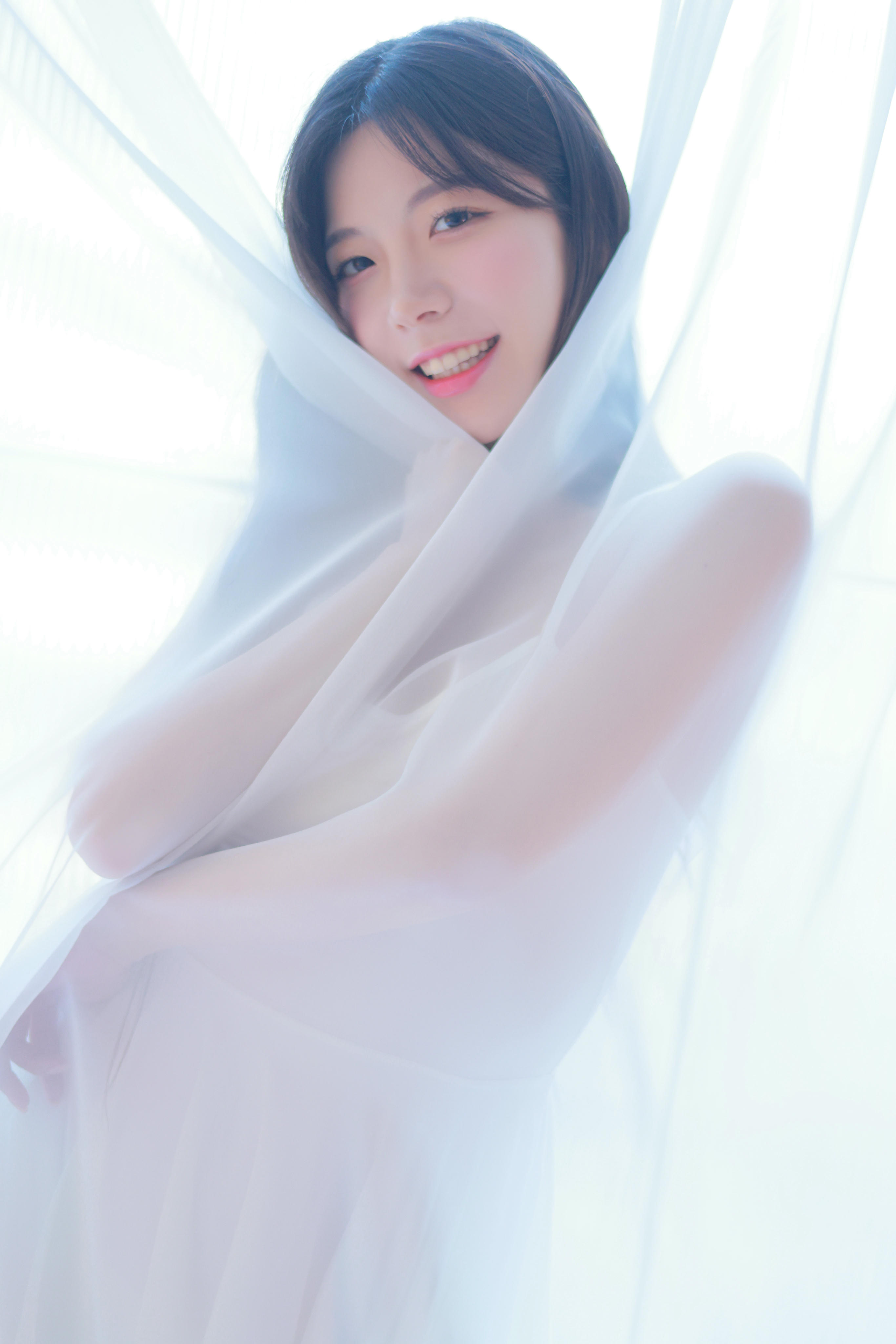 韩国美女-Patreon NO.038 leeesovely (李素英) 2023四月刊 04 [79P+11V／3.77GB]_第2集