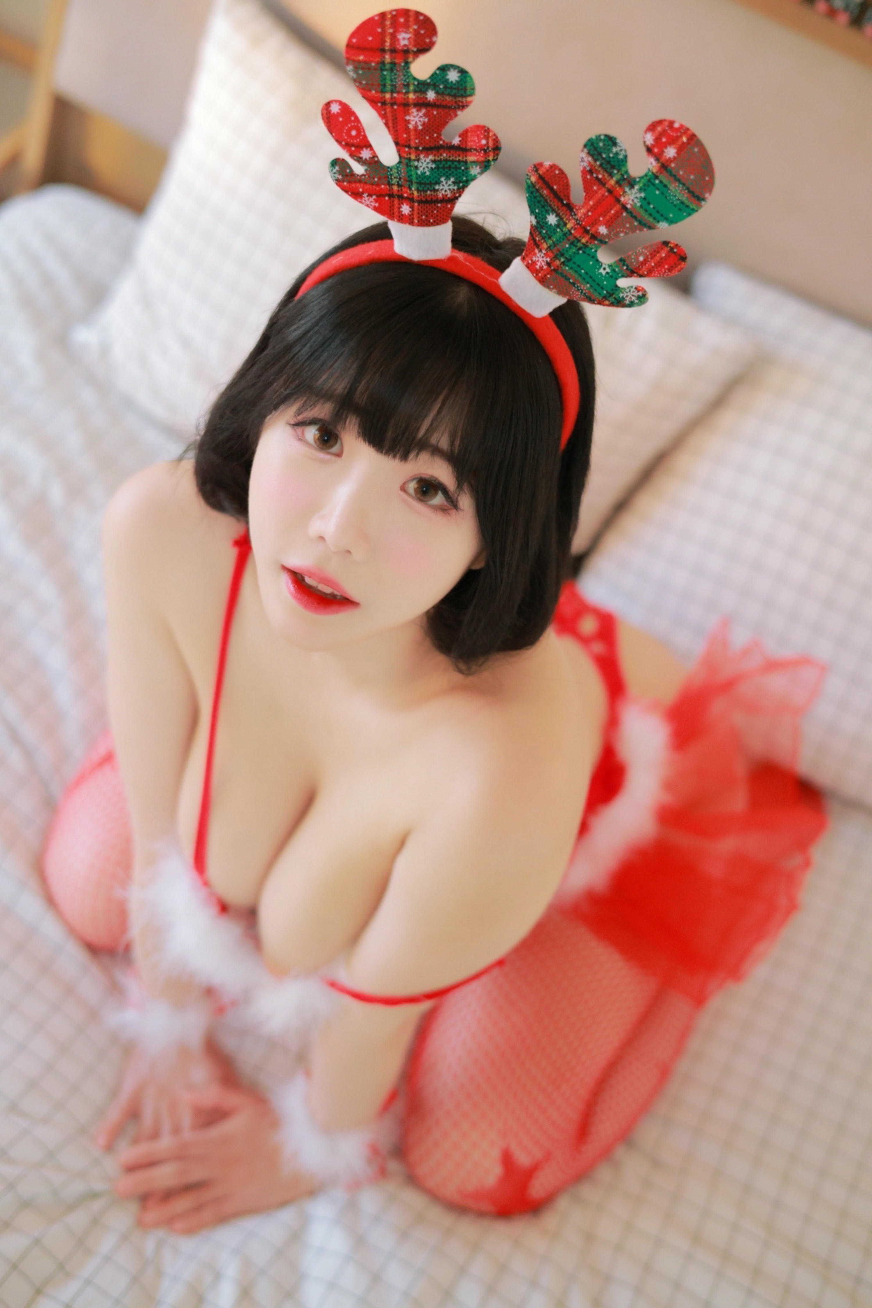 韩国美女-Patreon NO.002 Addielyn (에디린) - X'mas Dec 2021 [79P6V 1.31GB]_第2集