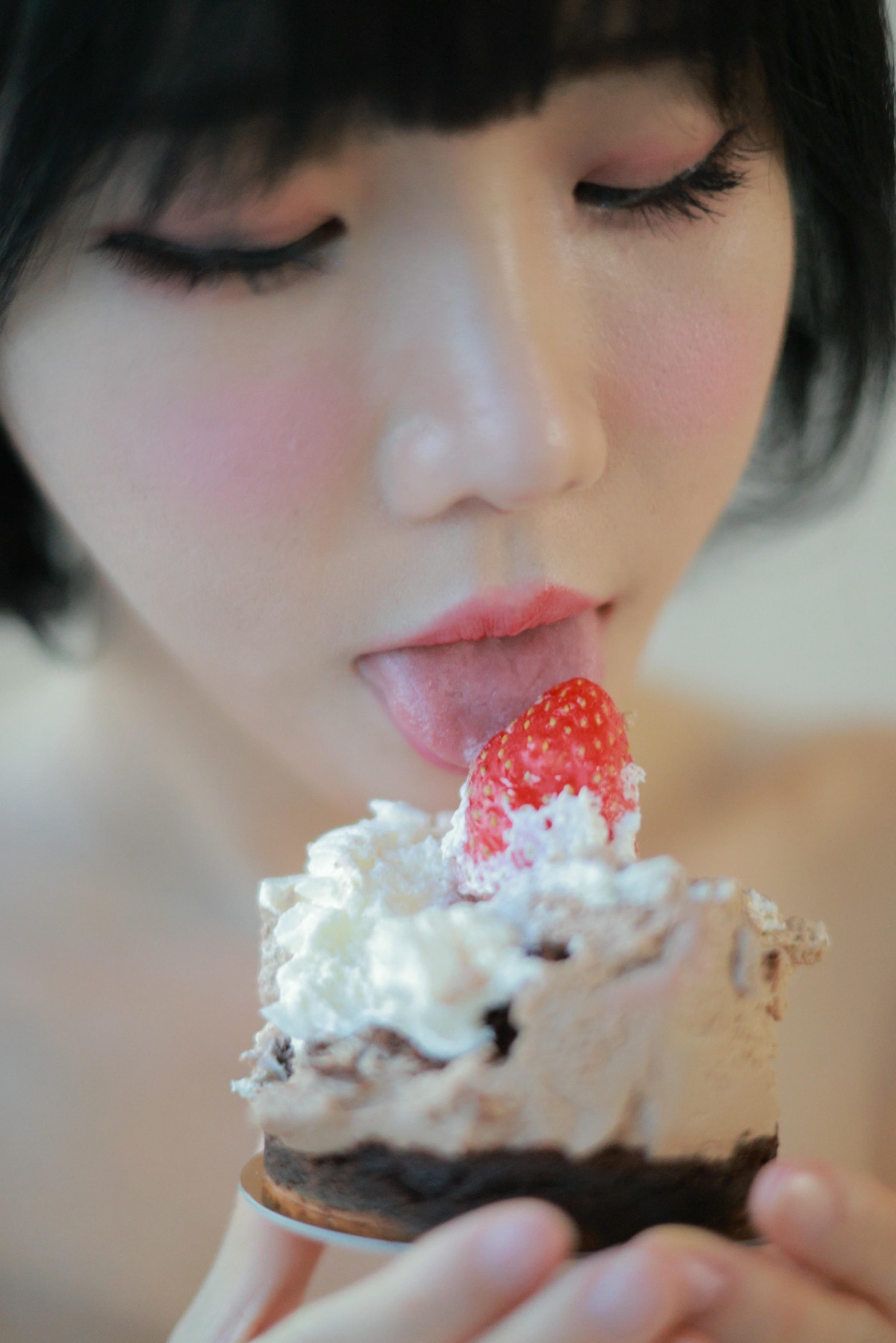 韩国美女-Patreon NO.002 Addielyn (에디린) - X'mas Dec 2021 [79P6V 1.31GB]_第2集