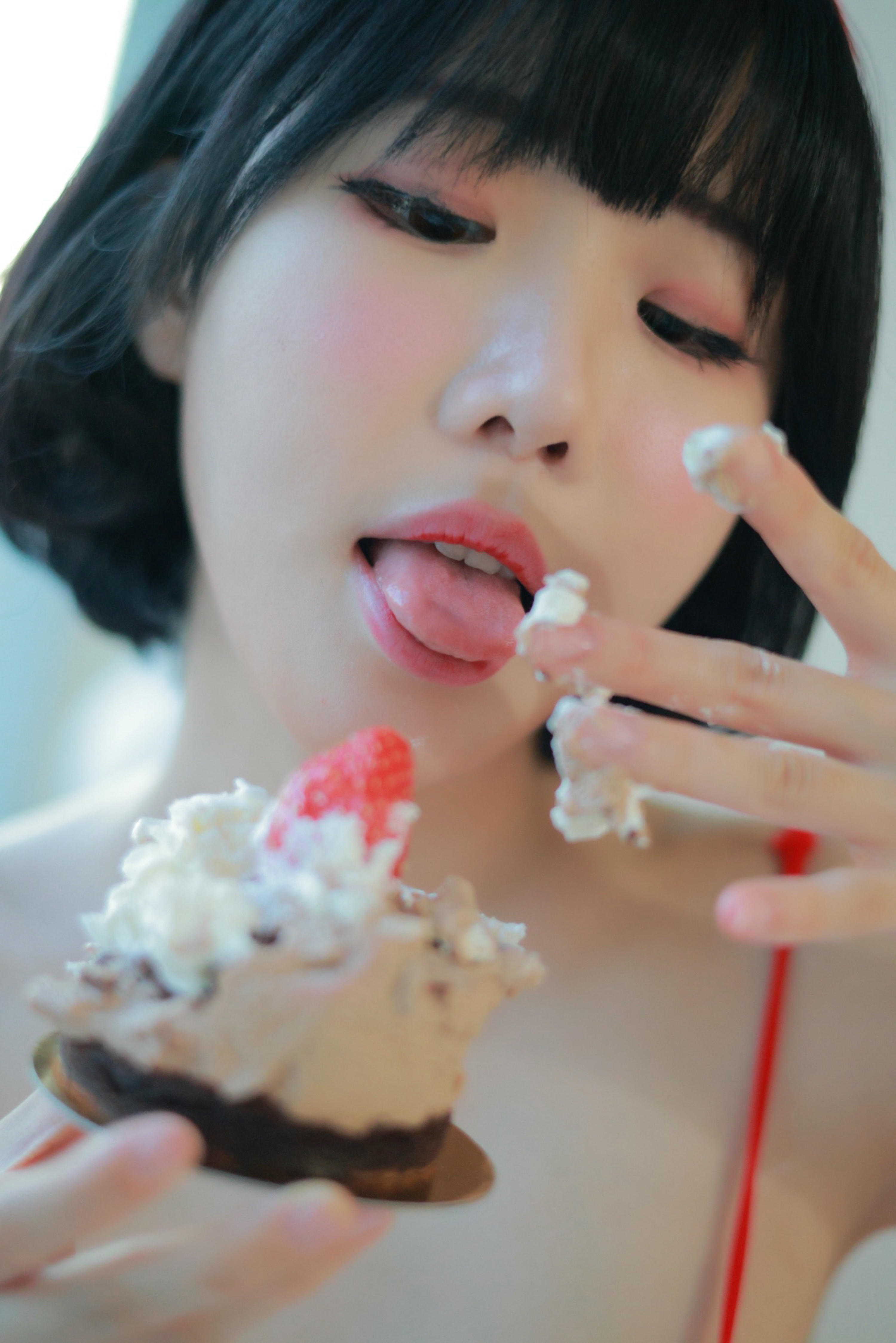 韩国美女-Patreon NO.002 Addielyn (에디린) - X'mas Dec 2021 [79P6V 1.31GB]_第2集