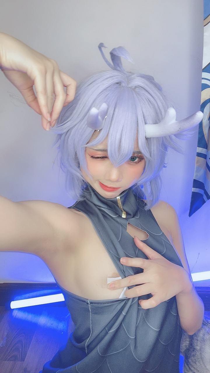 越南coser-PoppaChan NO.010 Bailu[155P-12V-457.8M]_第7集