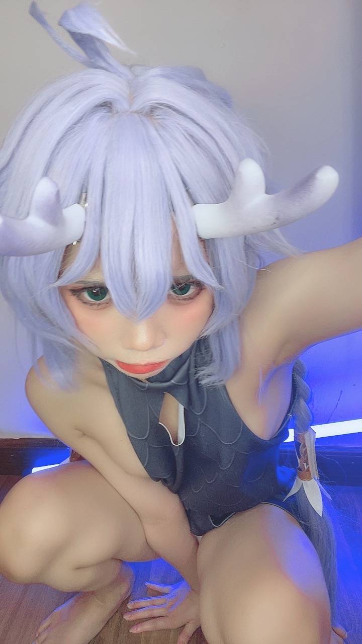 越南coser-PoppaChan NO.010 Bailu[155P-12V-457.8M]_第7集