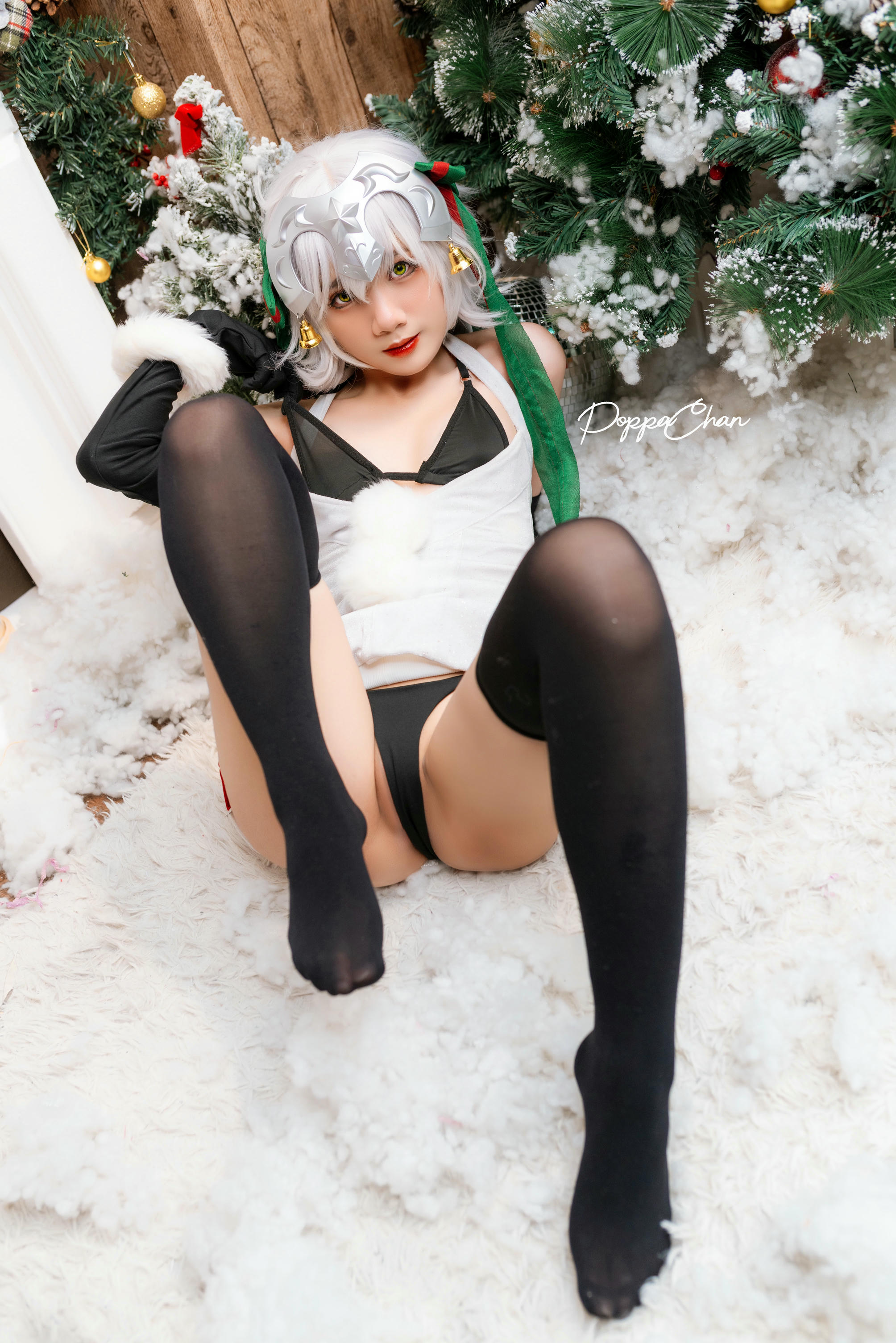 越南coser-PoppaChan NO.018 Jeanne D'arc Alter Santa Lily (NSFW -Sexy and Lewd content) [26P+4V／139MB]_第1集