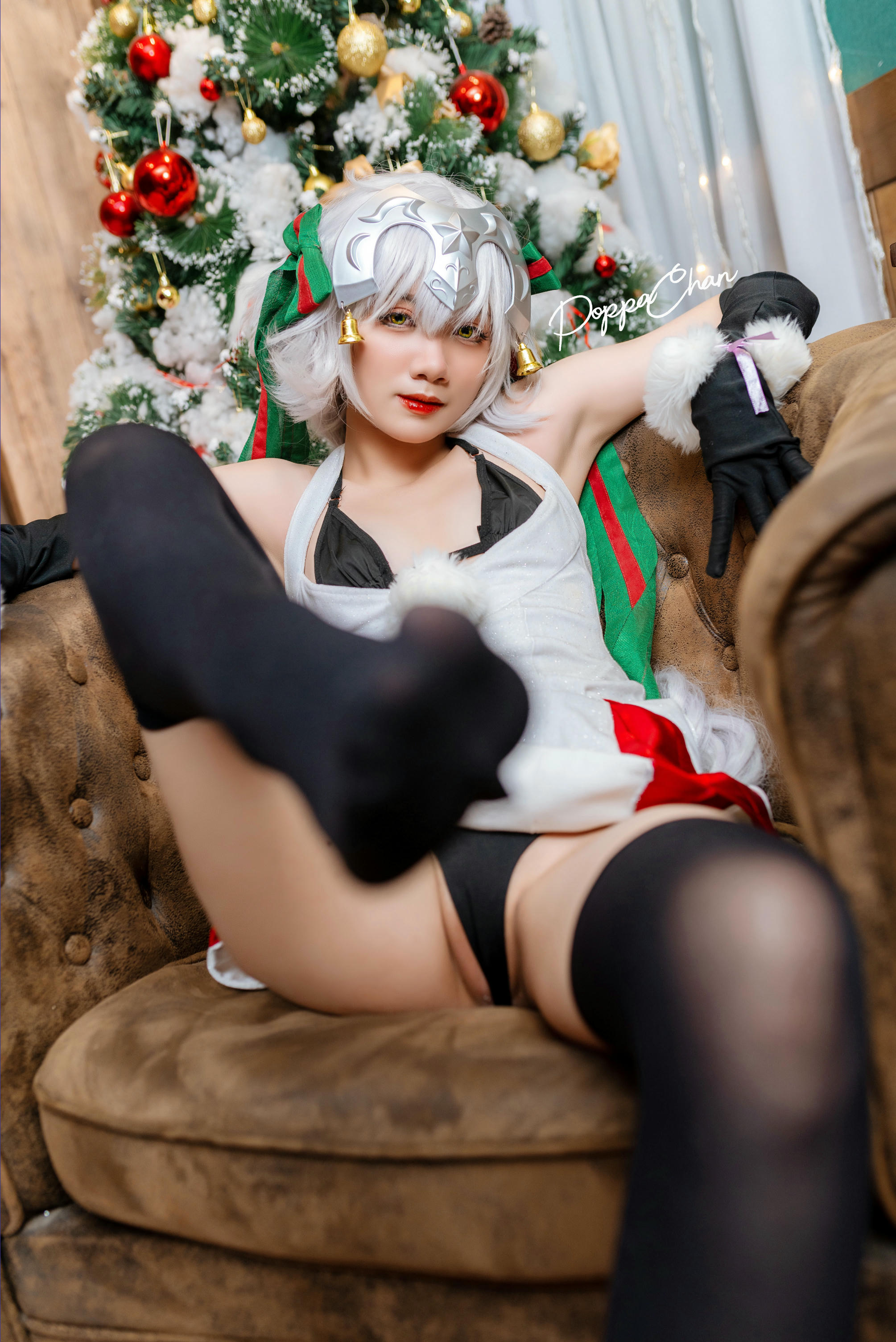 越南coser-PoppaChan NO.018 Jeanne D'arc Alter Santa Lily (NSFW -Sexy and Lewd content) [26P+4V／139MB]_第1集