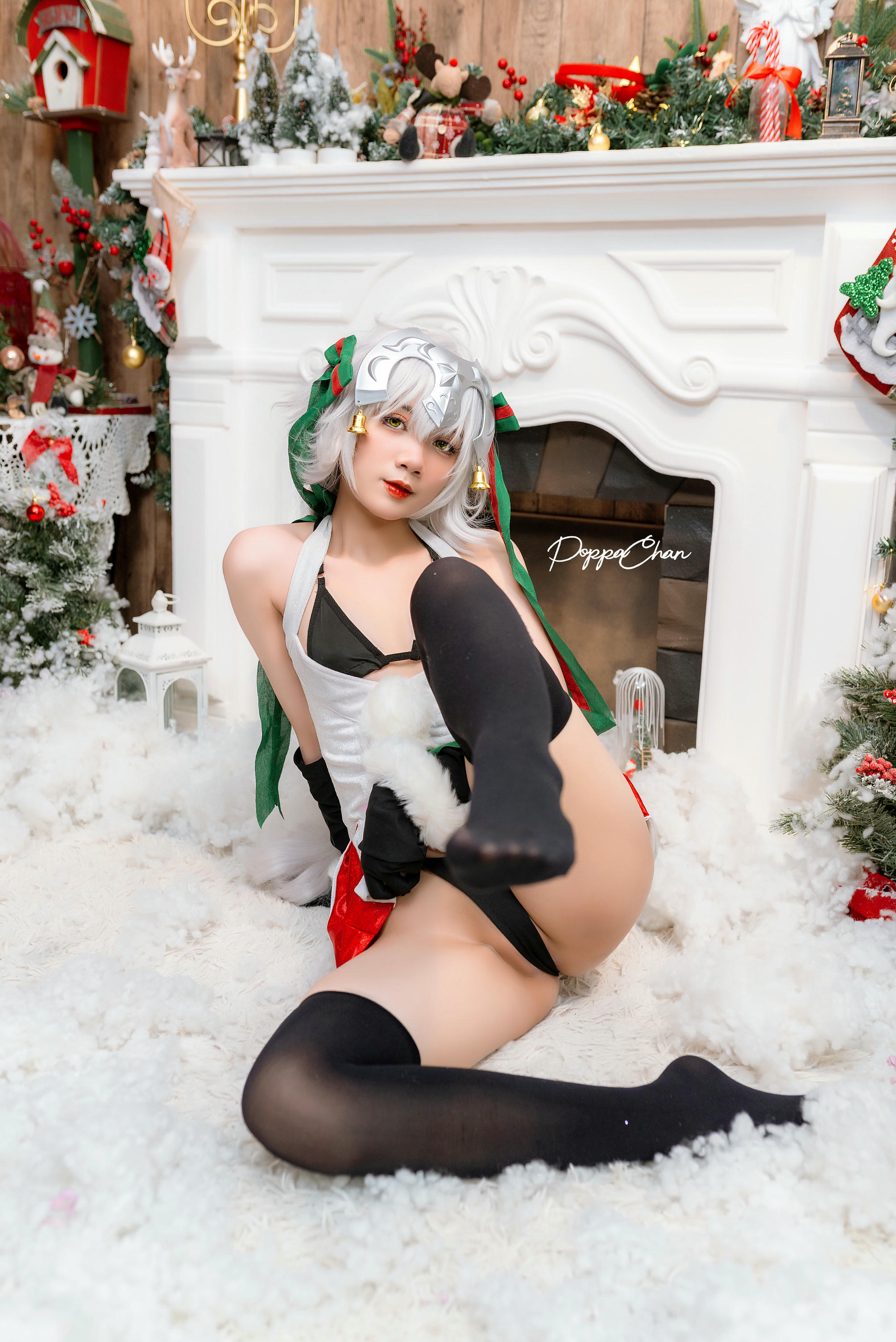 越南coser-PoppaChan NO.018 Jeanne D'arc Alter Santa Lily (NSFW -Sexy and Lewd content) [26P+4V／139MB]_第1集