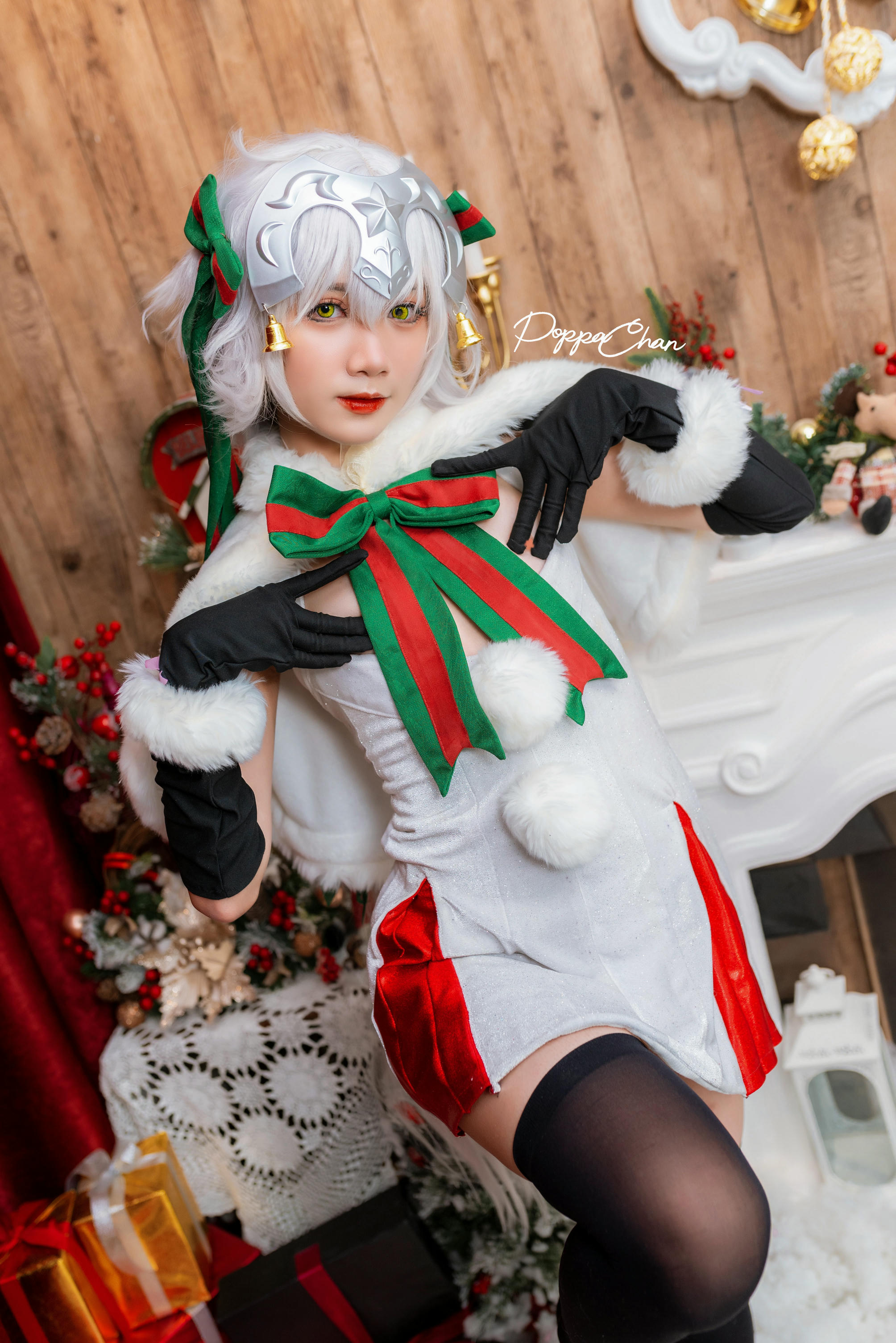 越南coser-PoppaChan NO.018 Jeanne D'arc Alter Santa Lily (NSFW -Sexy and Lewd content) [26P+4V／139MB]_第1集