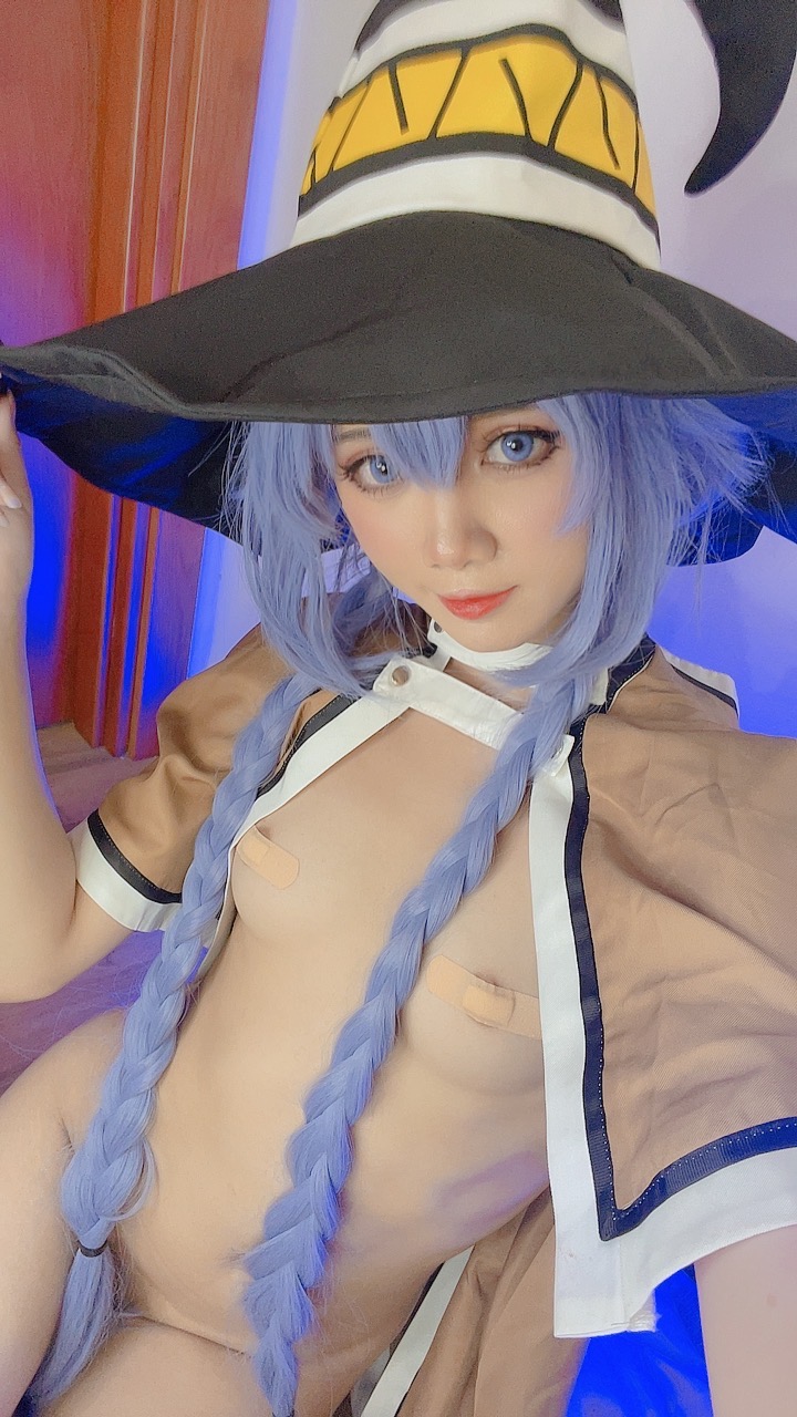 越南coser-PoppaChan NO.003 Roxy[147P-466.9M]_第6集