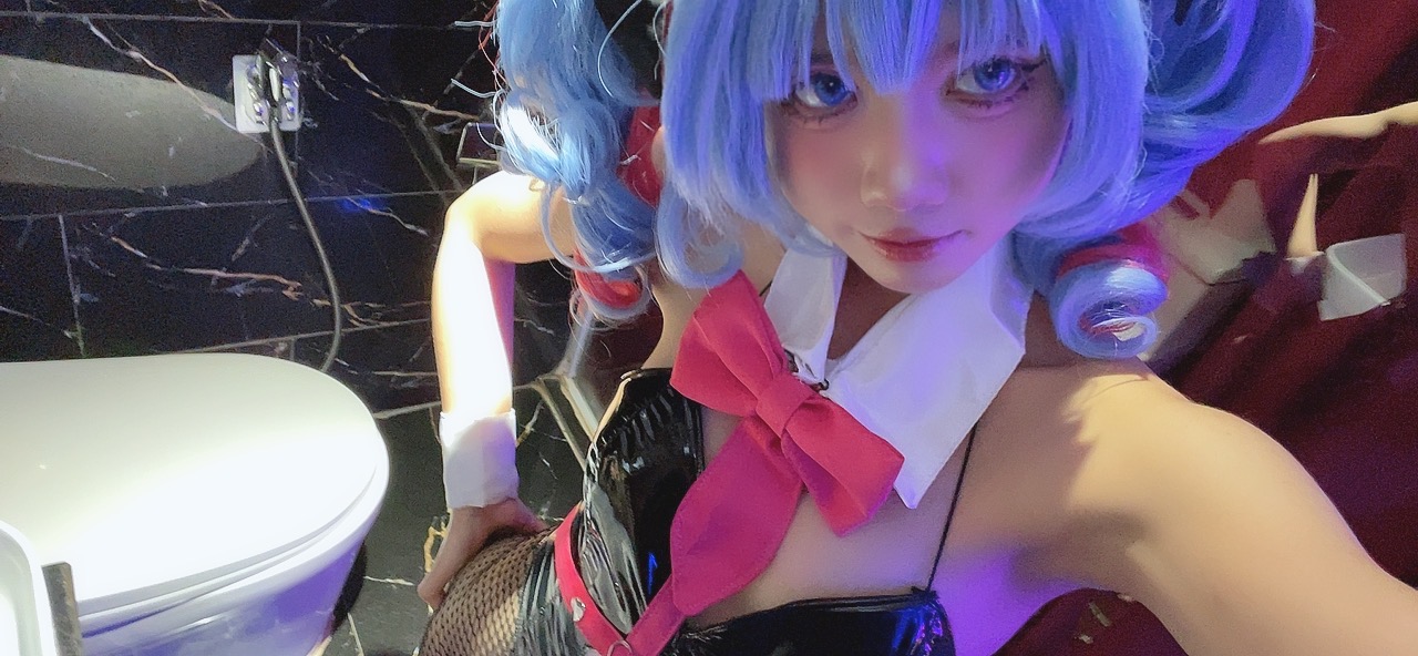 越南coser-PoppaChan NO.032 Miku Rabbit Hole [168P+18V 1.29GB]-Selfies_第1集
