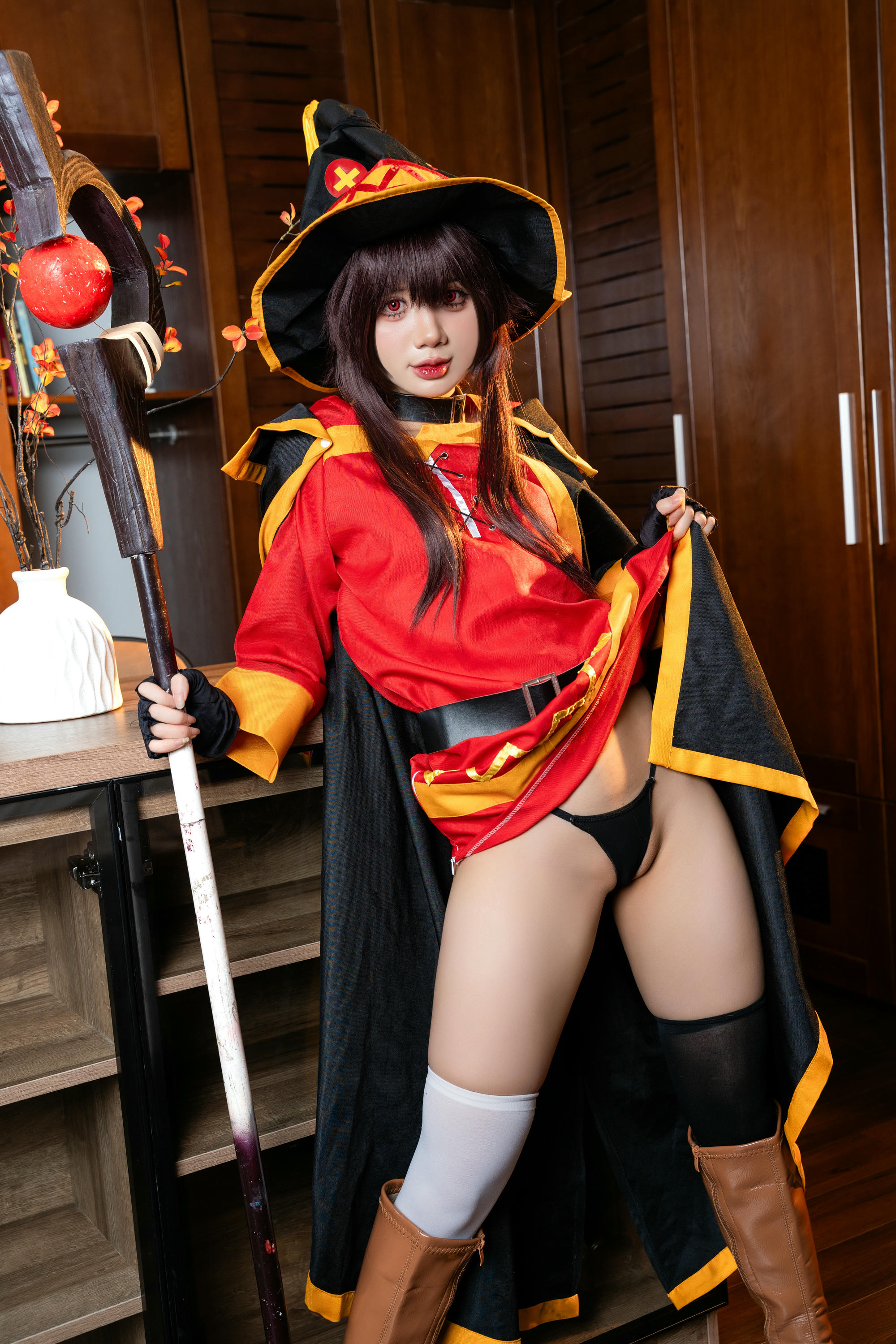 越南coser-PoppaChan NO.033 Konosuba Megumin [128P12V-1.01GB]_第1集