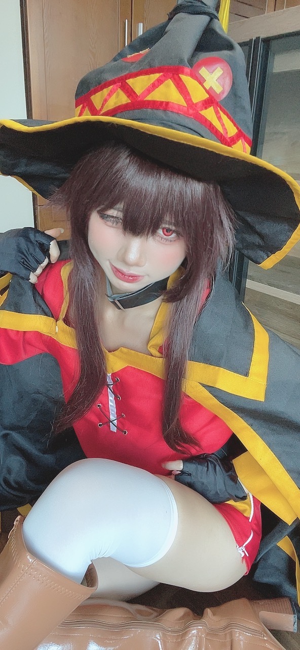 越南coser-PoppaChan NO.033 Konosuba Megumin [128P12V-1.01GB]-Selfies_第1集