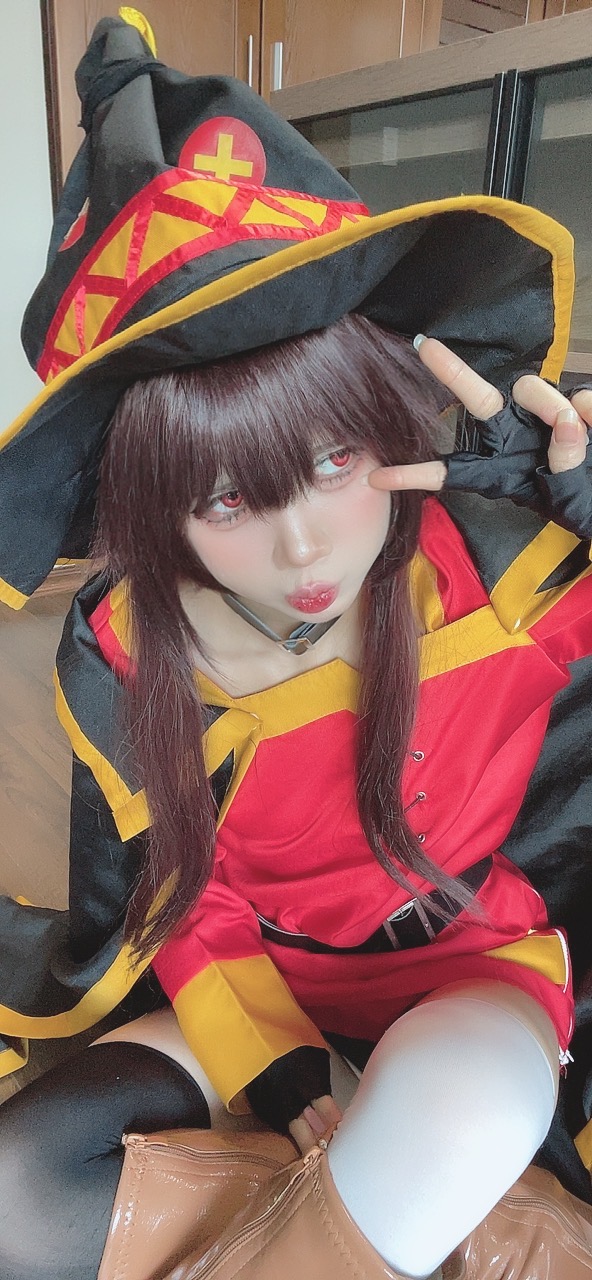 越南coser-PoppaChan NO.033 Konosuba Megumin [128P12V-1.01GB]-Selfies_第1集