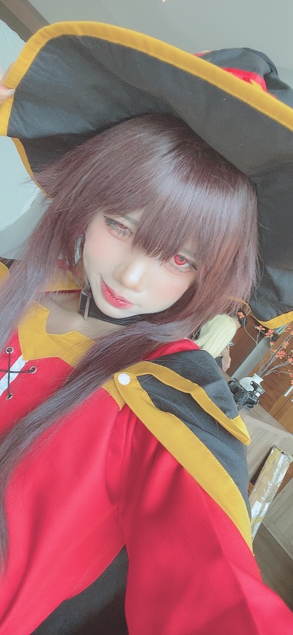 越南coser-PoppaChan NO.033 Konosuba Megumin [128P12V-1.01GB]-Selfies_第1集