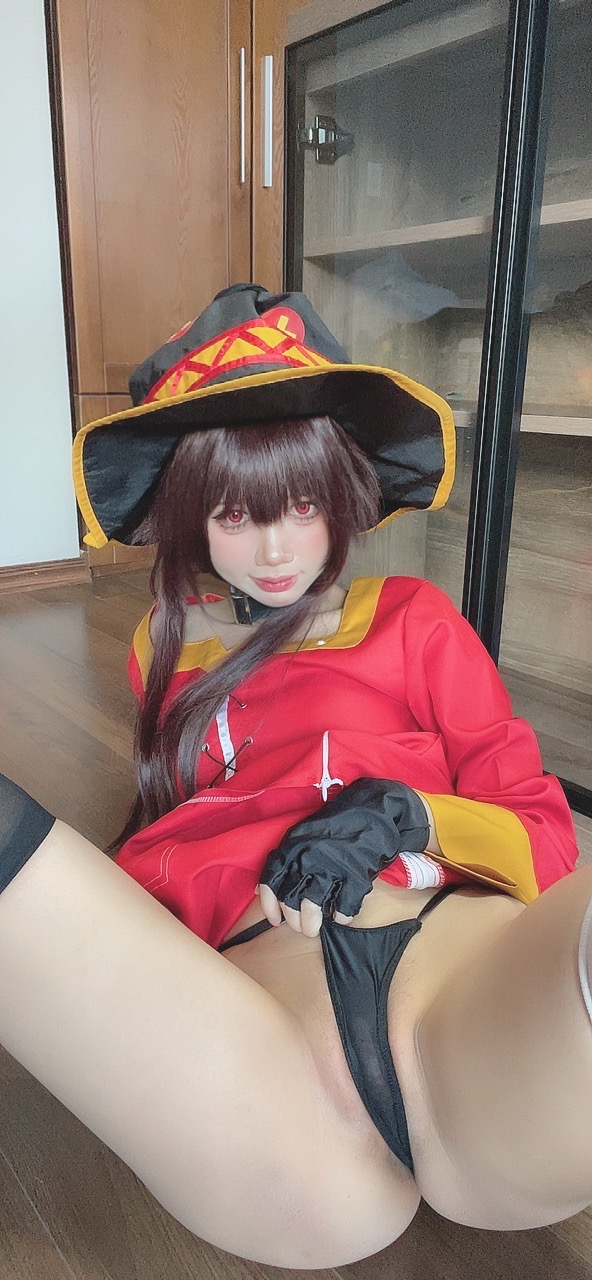 越南coser-PoppaChan NO.033 Konosuba Megumin [128P12V-1.01GB]-Selfies_第2集