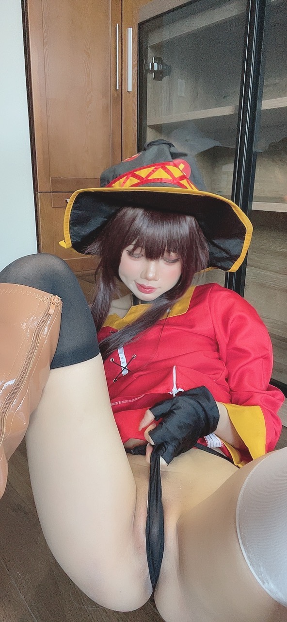 越南coser-PoppaChan NO.033 Konosuba Megumin [128P12V-1.01GB]-Selfies_第2集
