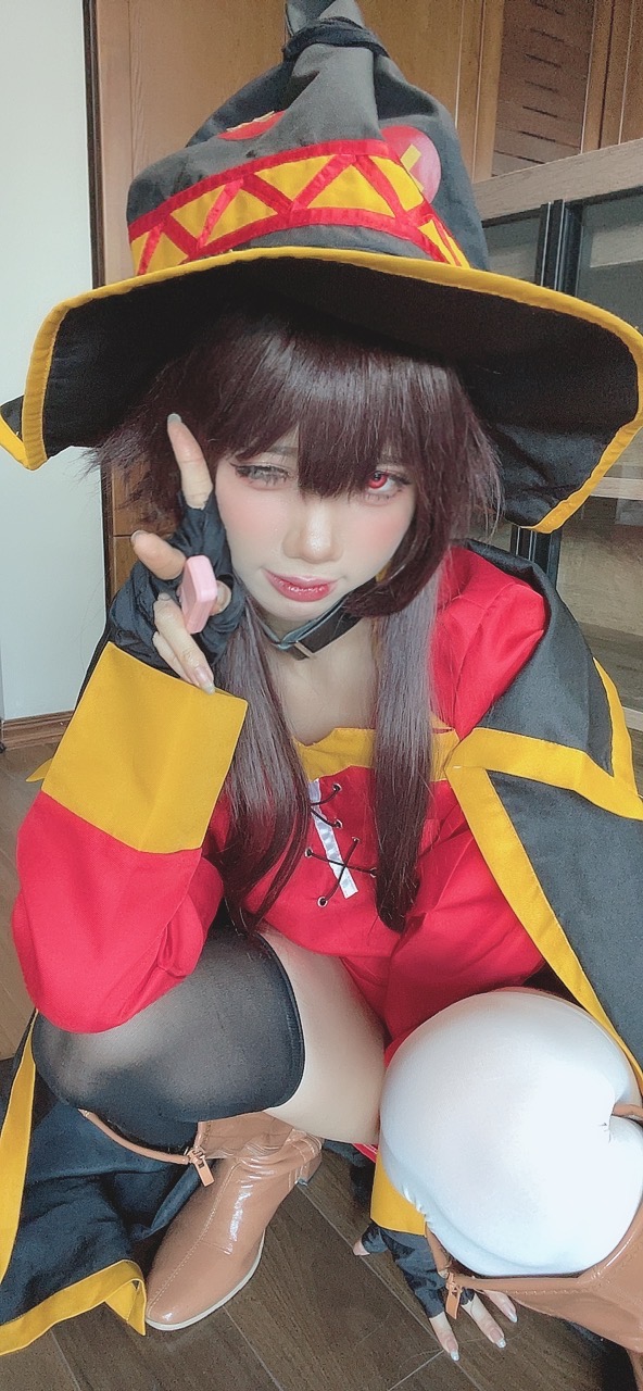 越南coser-PoppaChan NO.033 Konosuba Megumin [128P12V-1.01GB]-Selfies_第1集