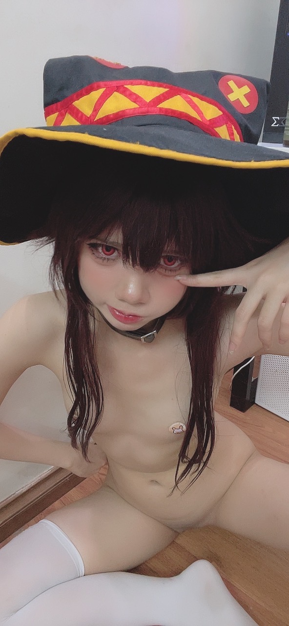 越南coser-PoppaChan NO.033 Konosuba Megumin [128P12V-1.01GB]-Selfies_第4集