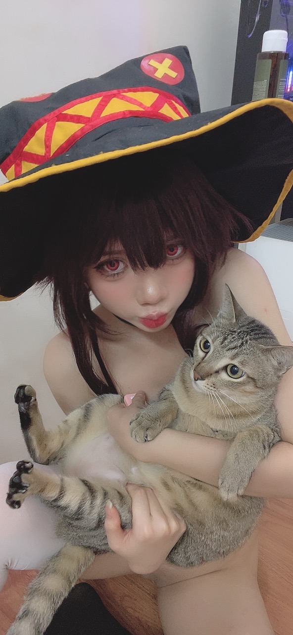 越南coser-PoppaChan NO.033 Konosuba Megumin [128P12V-1.01GB]-Selfies_第4集