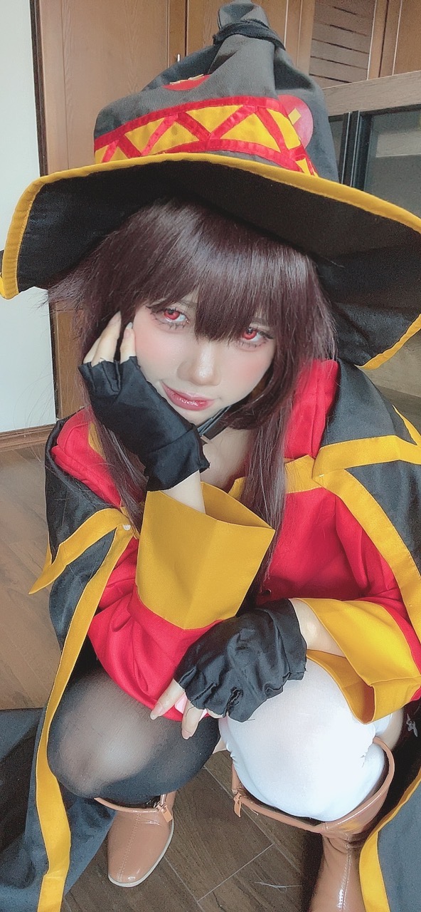 越南coser-PoppaChan NO.033 Konosuba Megumin [128P12V-1.01GB]-Selfies_第1集