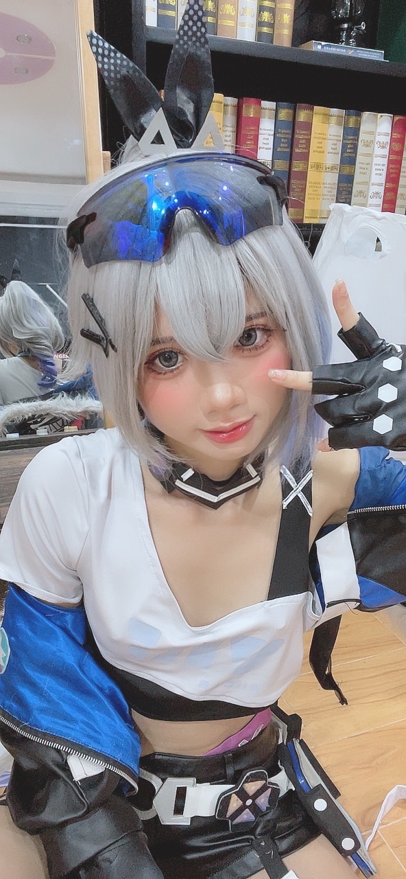 越南coser-PoppaChan NO.035 8月 SilverWolf [139P11V 1.20GB]-Selfies_第1集