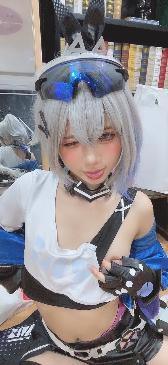 越南coser-PoppaChan NO.035 8月 SilverWolf [139P11V 1.20GB]-Selfies_第1集