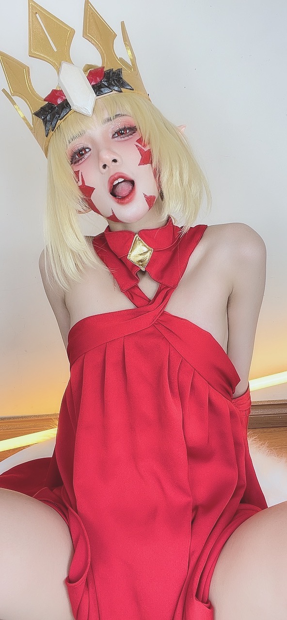 越南coser-PoppaChan NO.039 Draco Beast (FGO) [109P10V-681MB]-Selfies_第2集