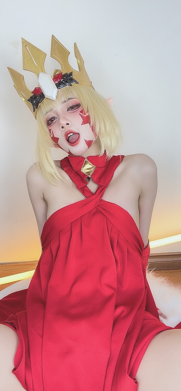 越南coser-PoppaChan NO.039 Draco Beast (FGO) [109P10V-681MB]-Selfies_第2集