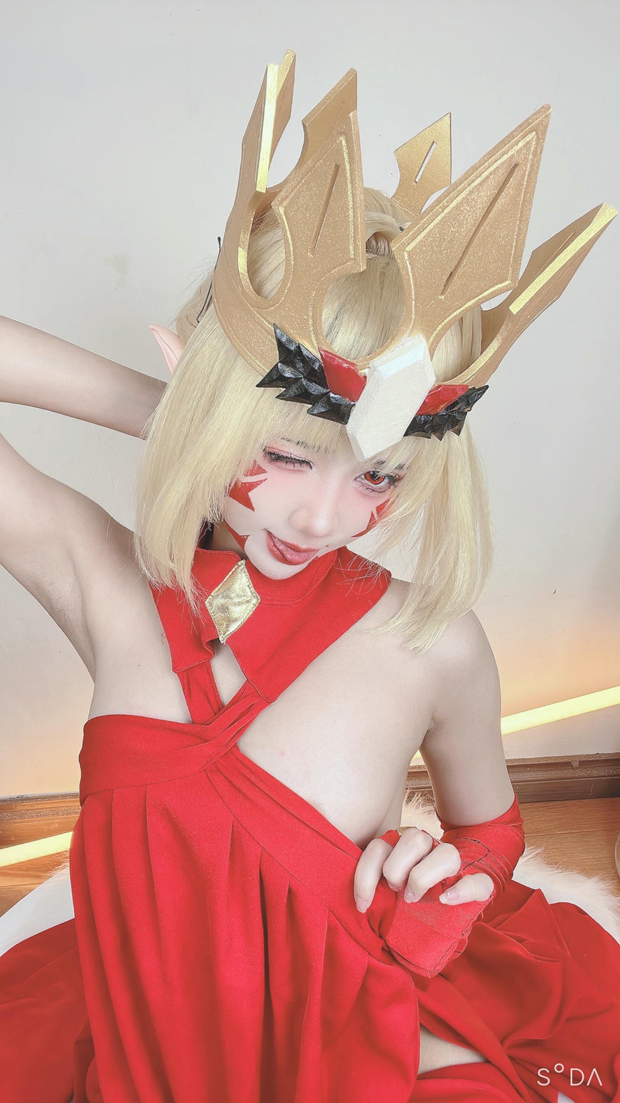 越南coser-PoppaChan NO.039 Draco Beast (FGO) [109P10V-681MB]-Selfies_第2集