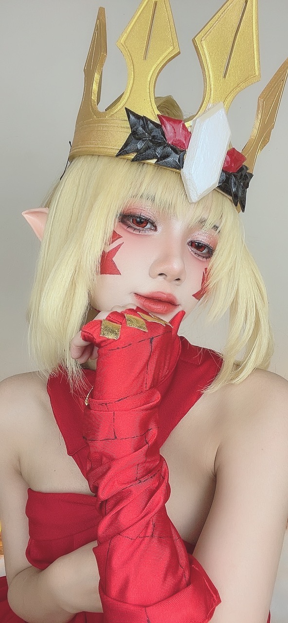 越南coser-PoppaChan NO.039 Draco Beast (FGO) [109P10V-681MB]-Selfies_第1集