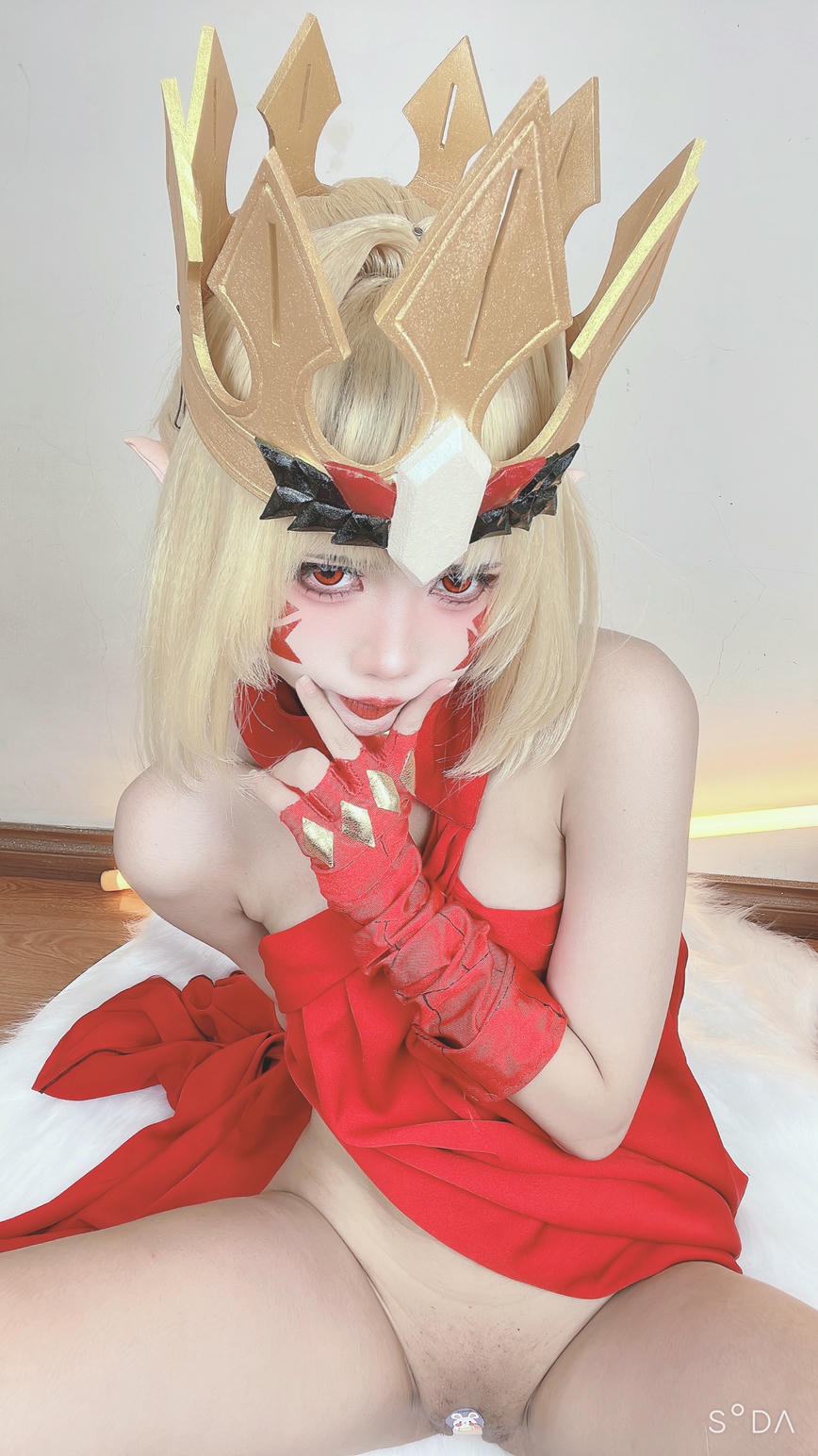 越南coser-PoppaChan NO.039 Draco Beast (FGO) [109P10V-681MB]-Selfies_第4集