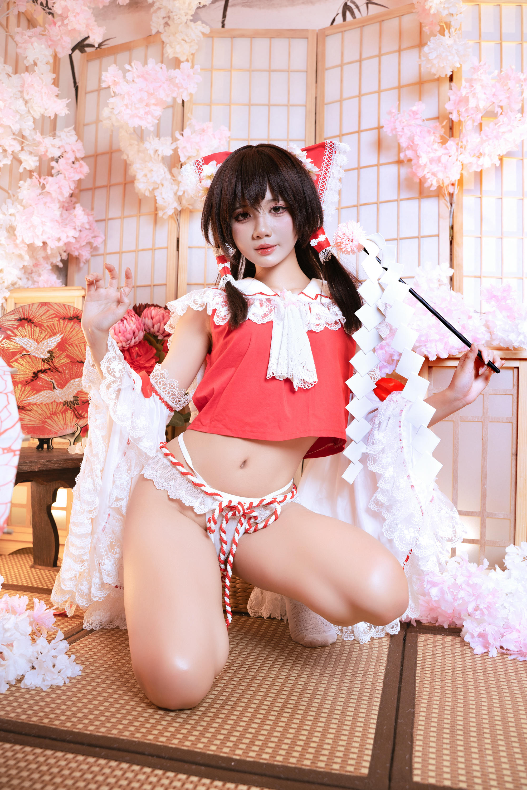 越南coser-PoppaChan NO.044 Reimu Hakurei[111P 14V 1.13G]_第1集