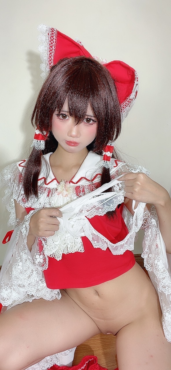 越南coser-PoppaChan NO.044 Reimu Hakurei[111P 14V 1.13G]_第5集