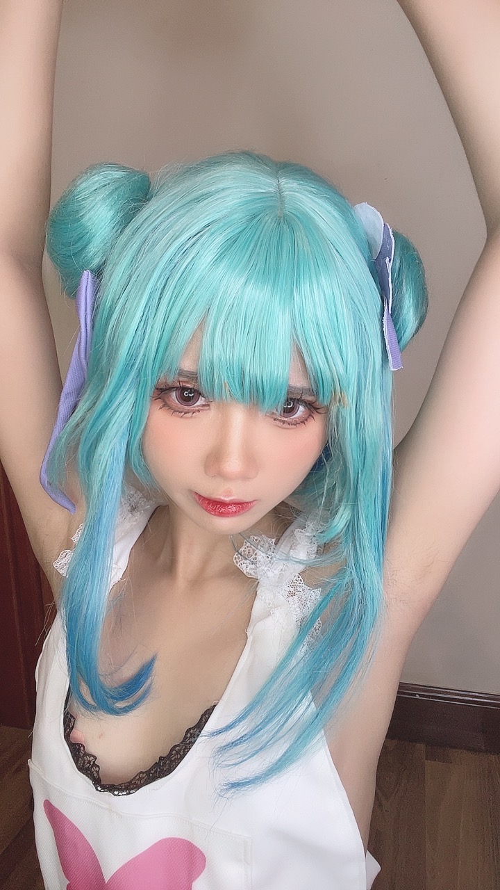 越南coser-PoppaChan NO.045 Uruha Rushia Hololiv [107 608MB]_第3集