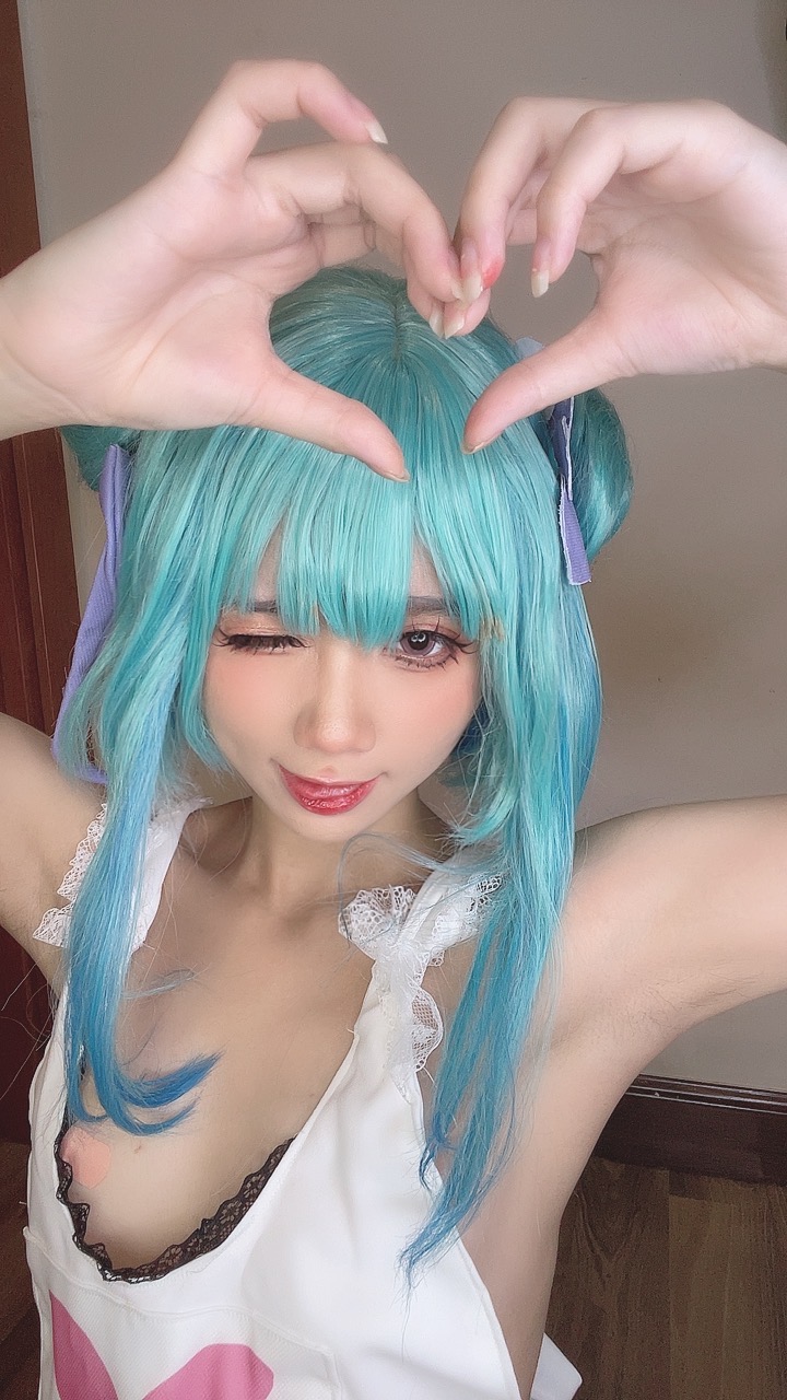 越南coser-PoppaChan NO.045 Uruha Rushia Hololiv [107 608MB]_第3集