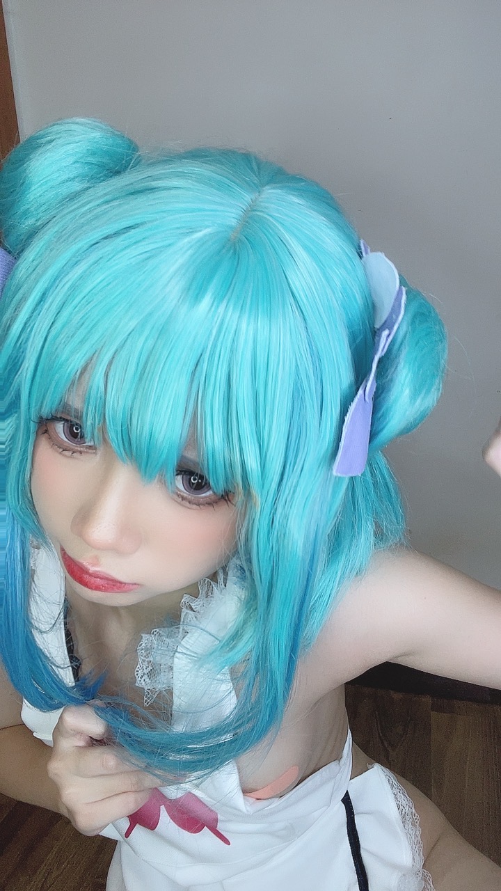 越南coser-PoppaChan NO.045 Uruha Rushia Hololiv [107 608MB]_第4集