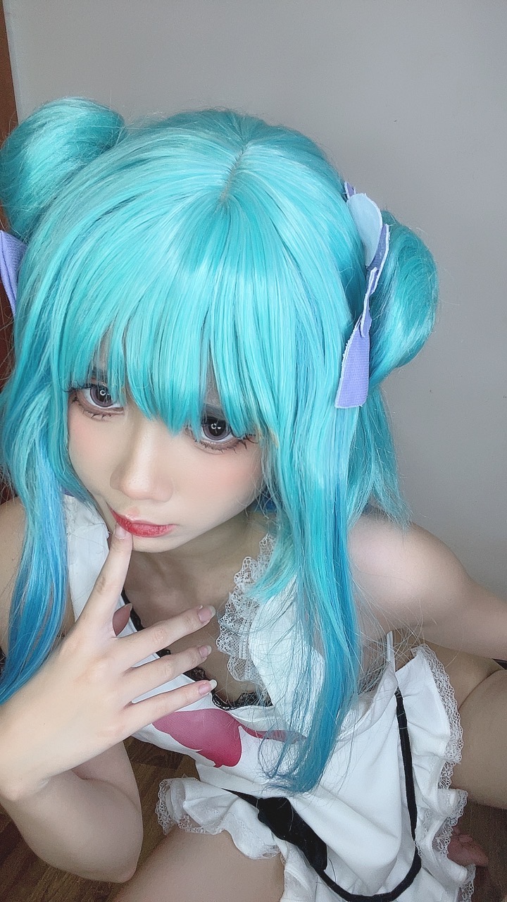 越南coser-PoppaChan NO.045 Uruha Rushia Hololiv [107 608MB]_第5集