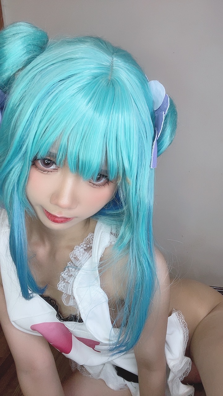 越南coser-PoppaChan NO.045 Uruha Rushia Hololiv [107 608MB]_第5集