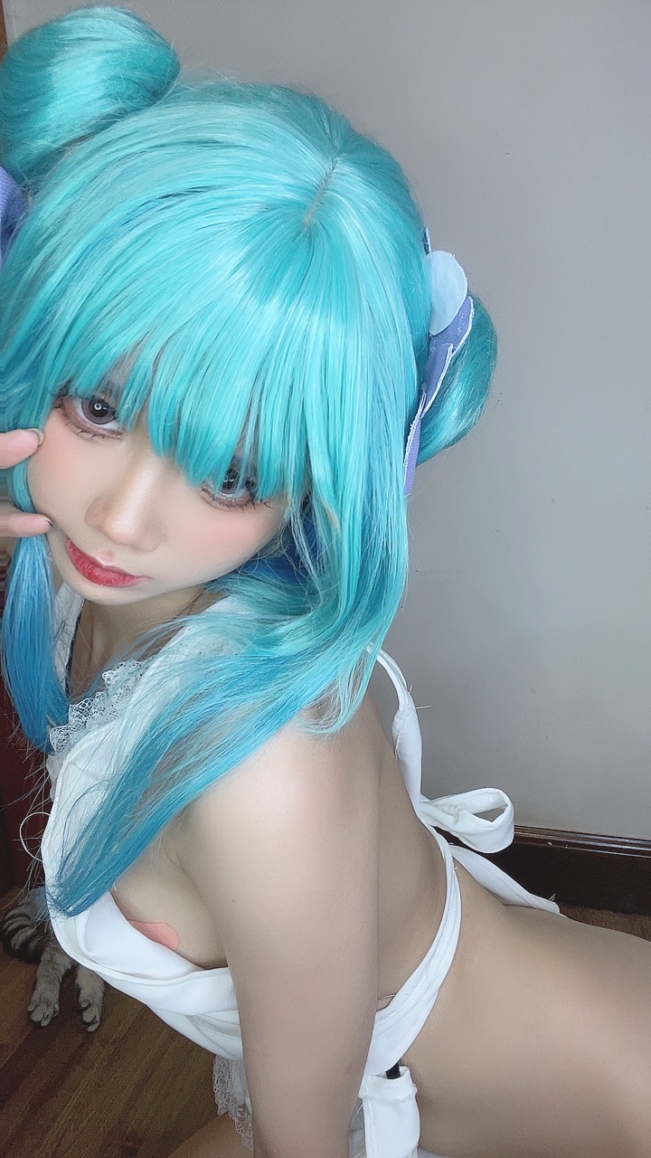 越南coser-PoppaChan NO.045 Uruha Rushia Hololiv [107 608MB]_第5集