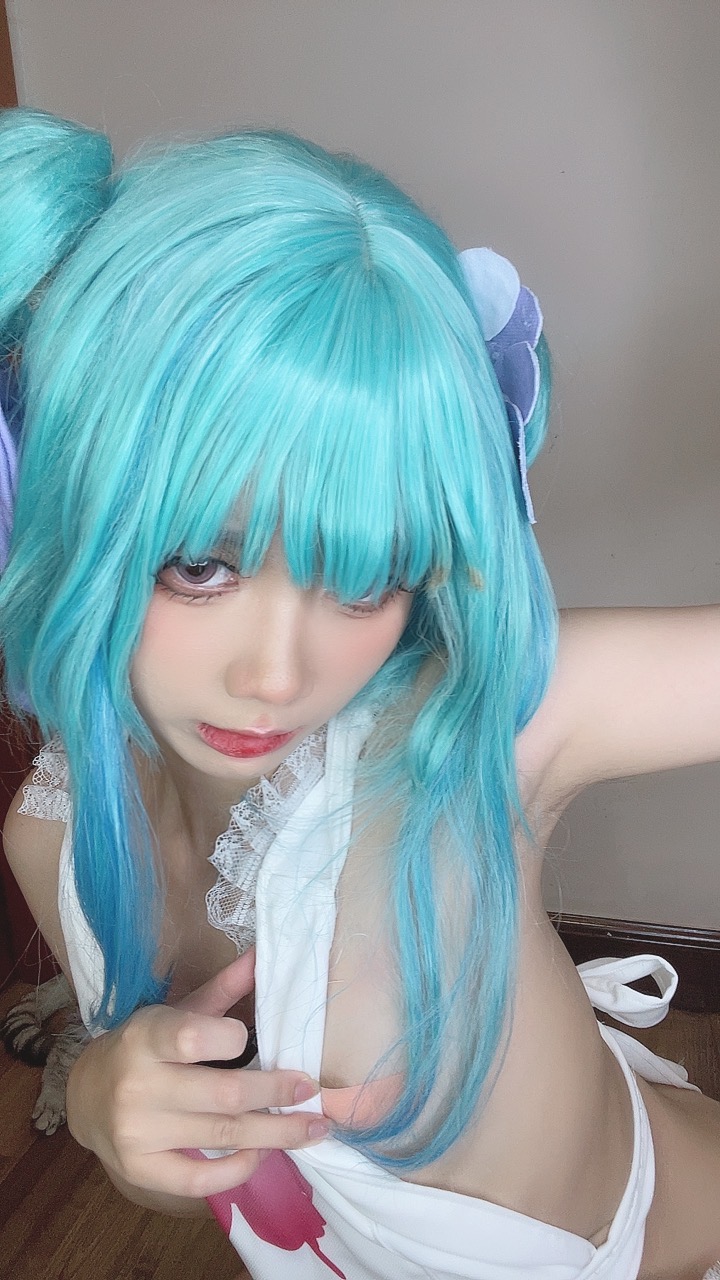 越南coser-PoppaChan NO.045 Uruha Rushia Hololiv [107 608MB]_第5集