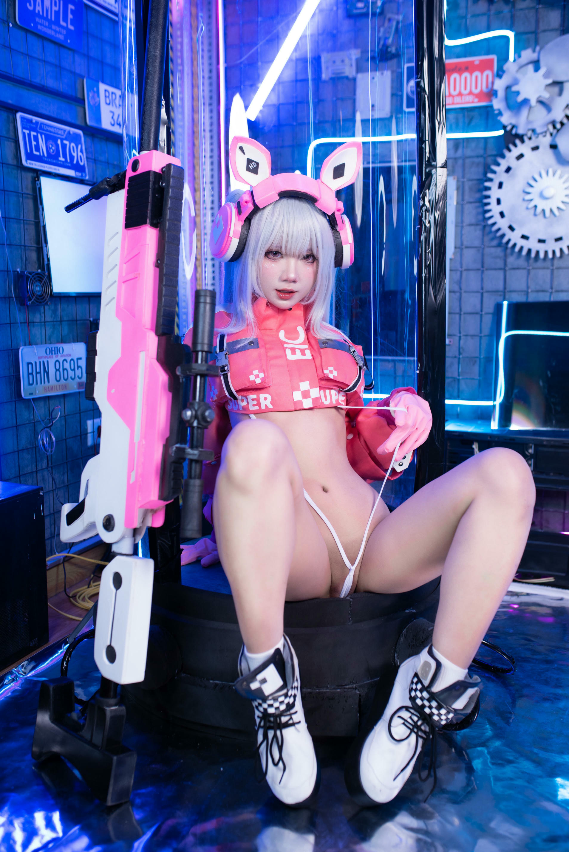 越南coser-PoppaChan NO.009 Alice (NIKKE)[40P-19.5M]_第1集