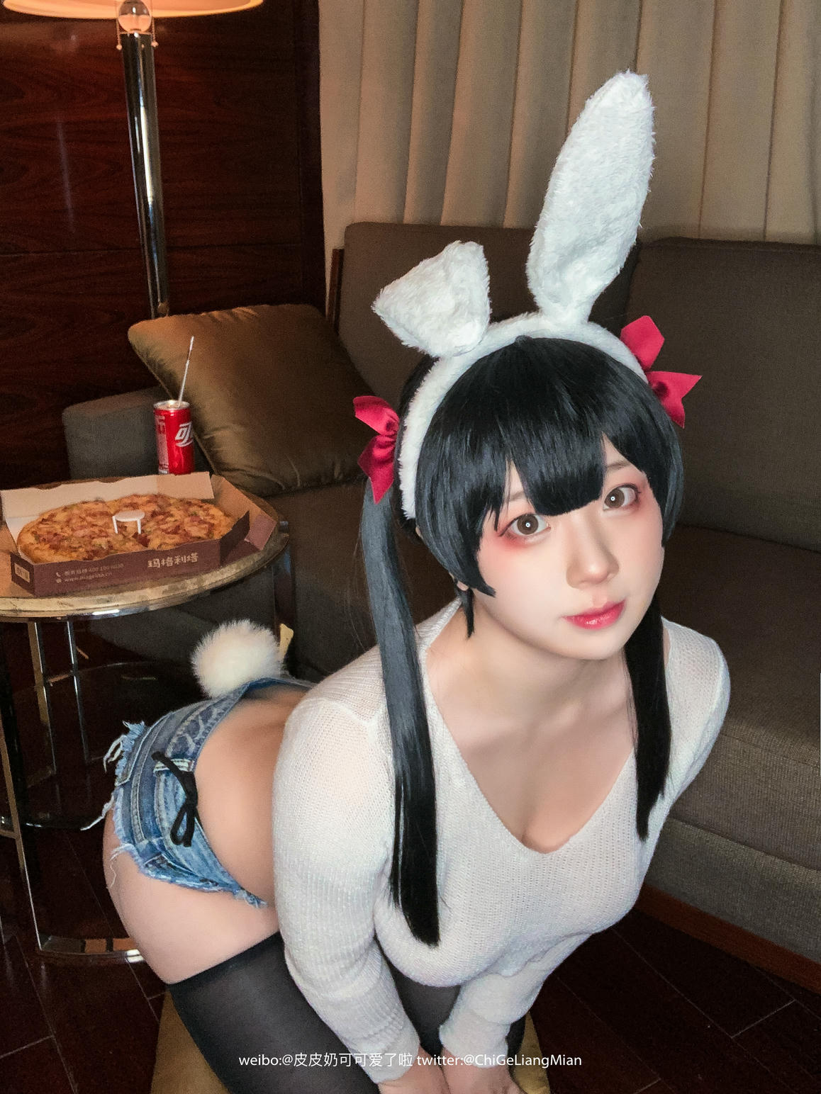 皮皮奶可可爱了啦 NO.001 披萨白兔 [59P-239MB]_第1集