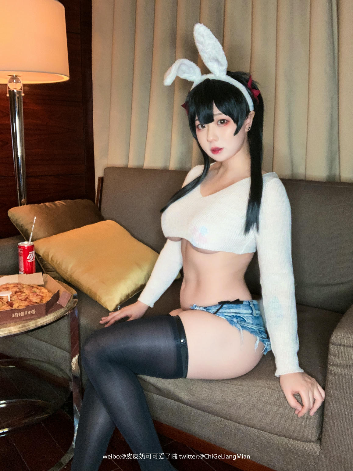 皮皮奶可可爱了啦 NO.001 披萨白兔 [59P-239MB]_第1集