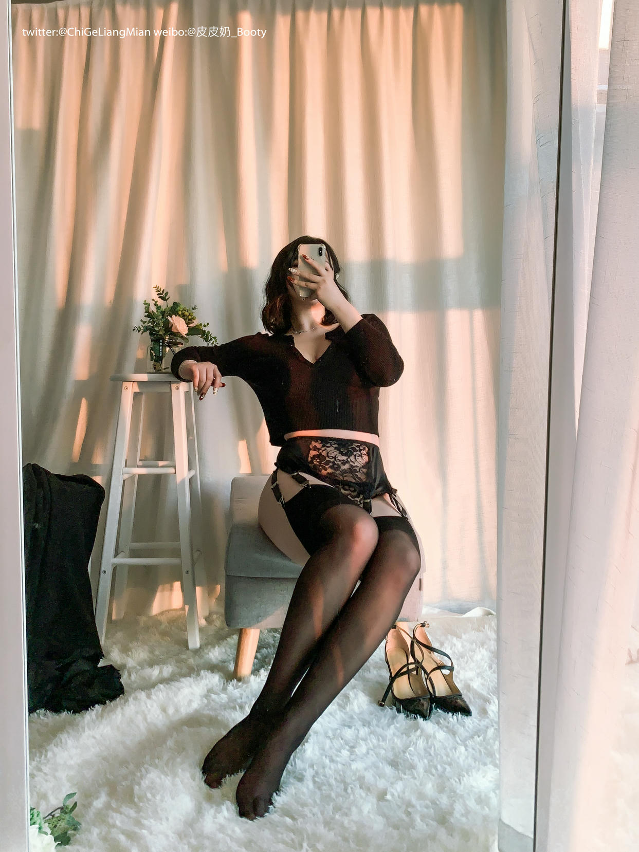 皮皮奶可可爱了啦 NO.011 黑色高岭ol自拍全部图加动图视频版 [148P1V-965MB]_第6集