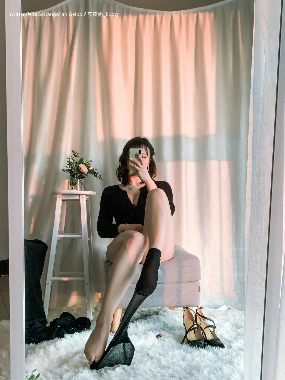 皮皮奶可可爱了啦 NO.011 黑色高岭ol自拍全部图加动图视频版 [148P1V-965MB]_第6集