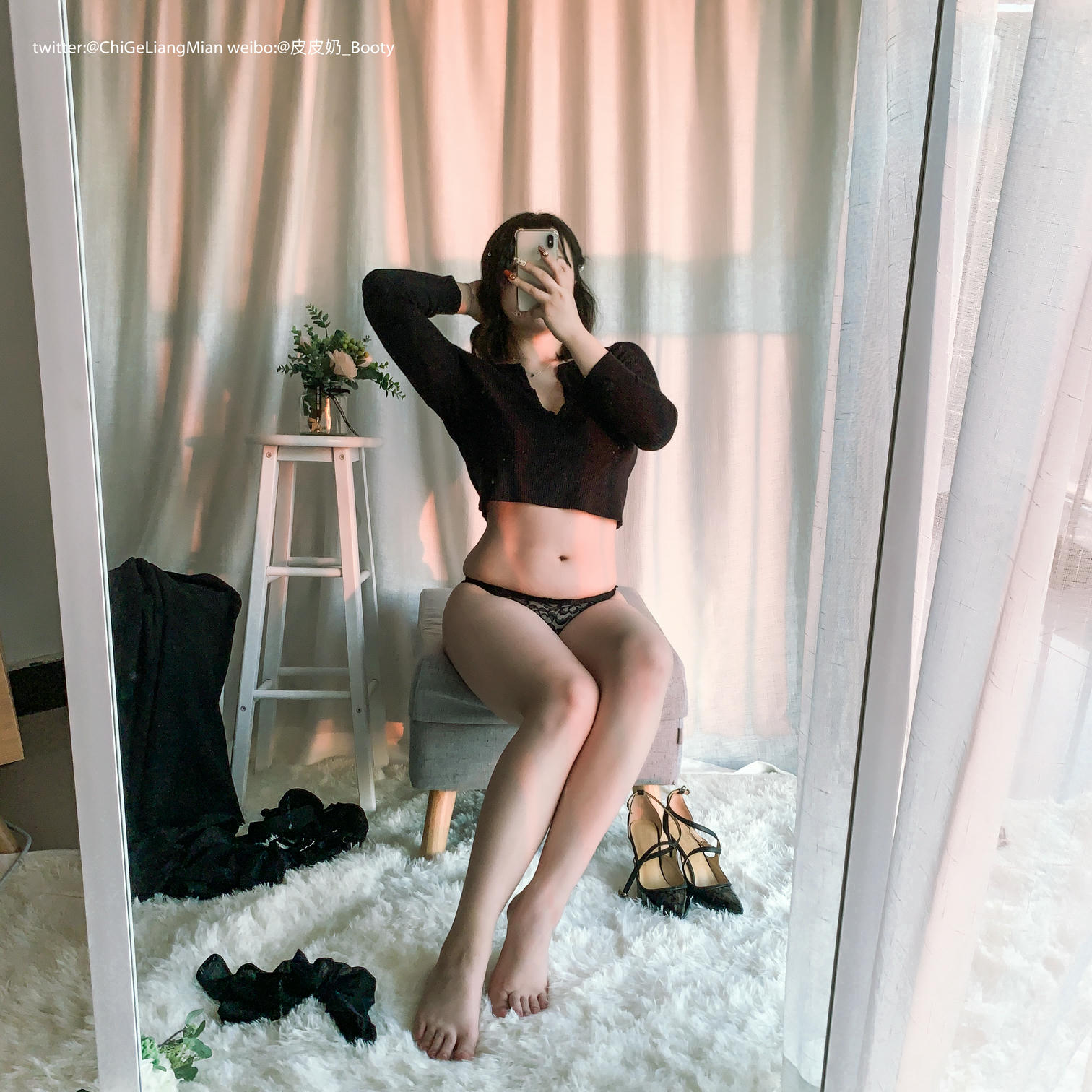 皮皮奶可可爱了啦 NO.011 黑色高岭ol自拍全部图加动图视频版 [148P1V-965MB]_第7集