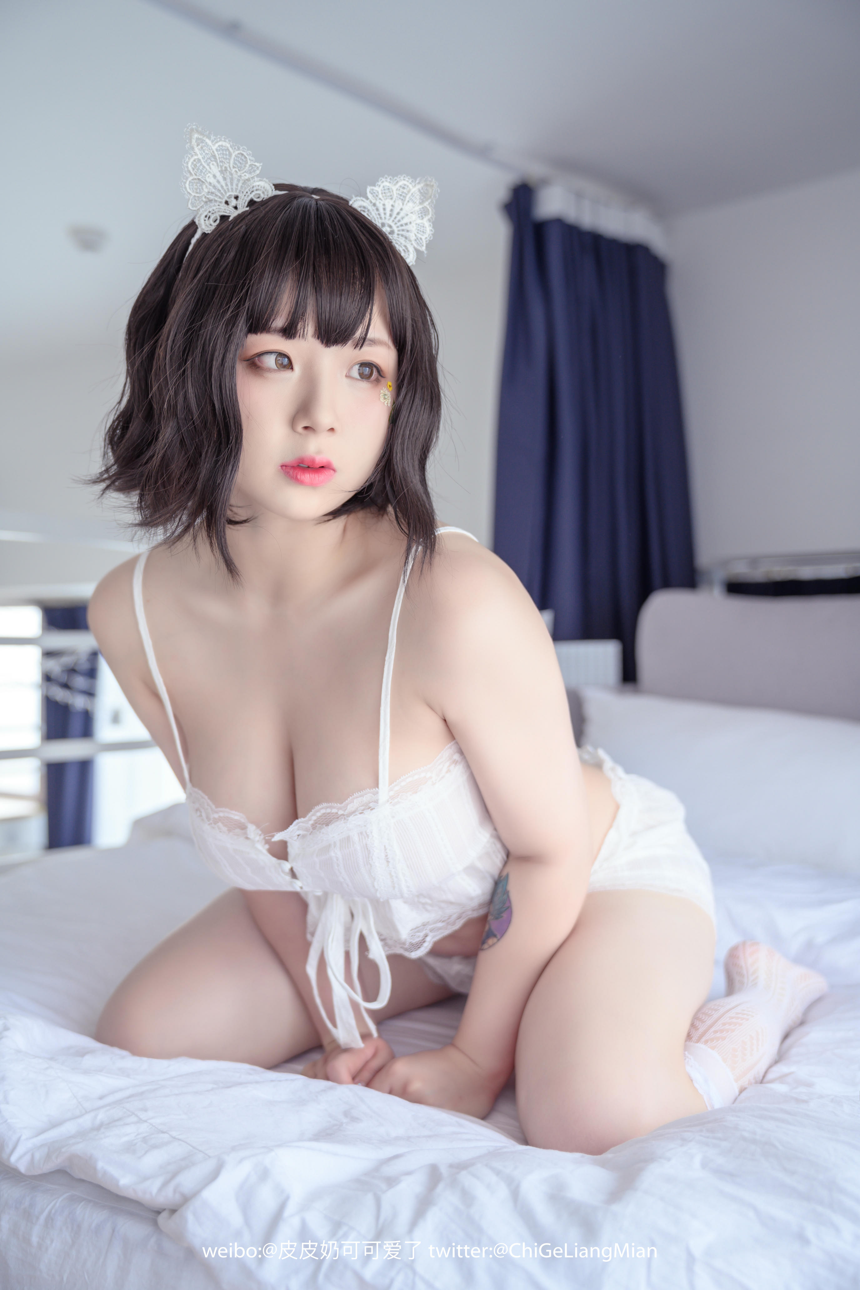 皮皮奶可可爱了啦 NO.015 白睡衣 [57P-798MB]_第1集