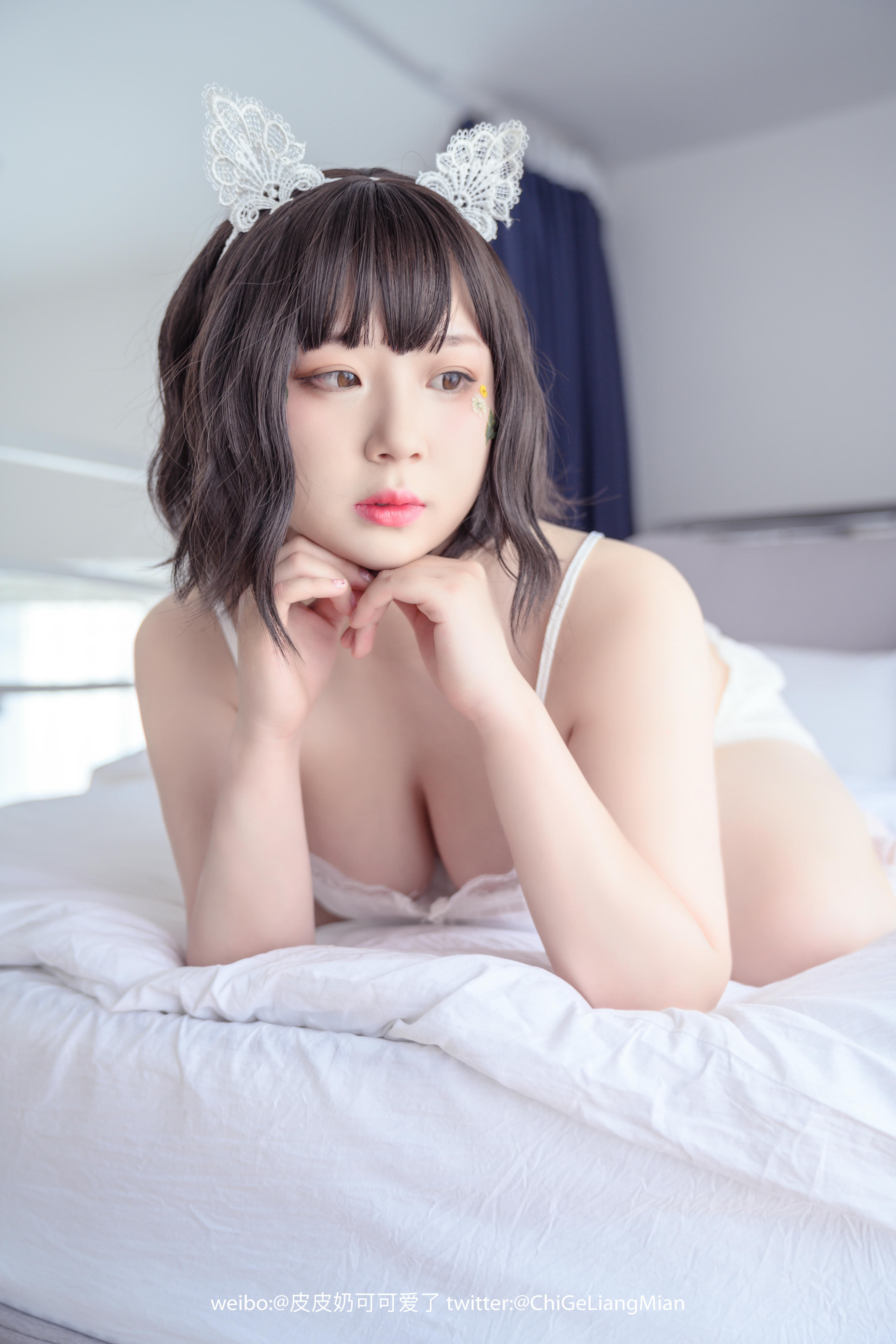 皮皮奶可可爱了啦 NO.015 白睡衣 [57P-798MB]_第1集