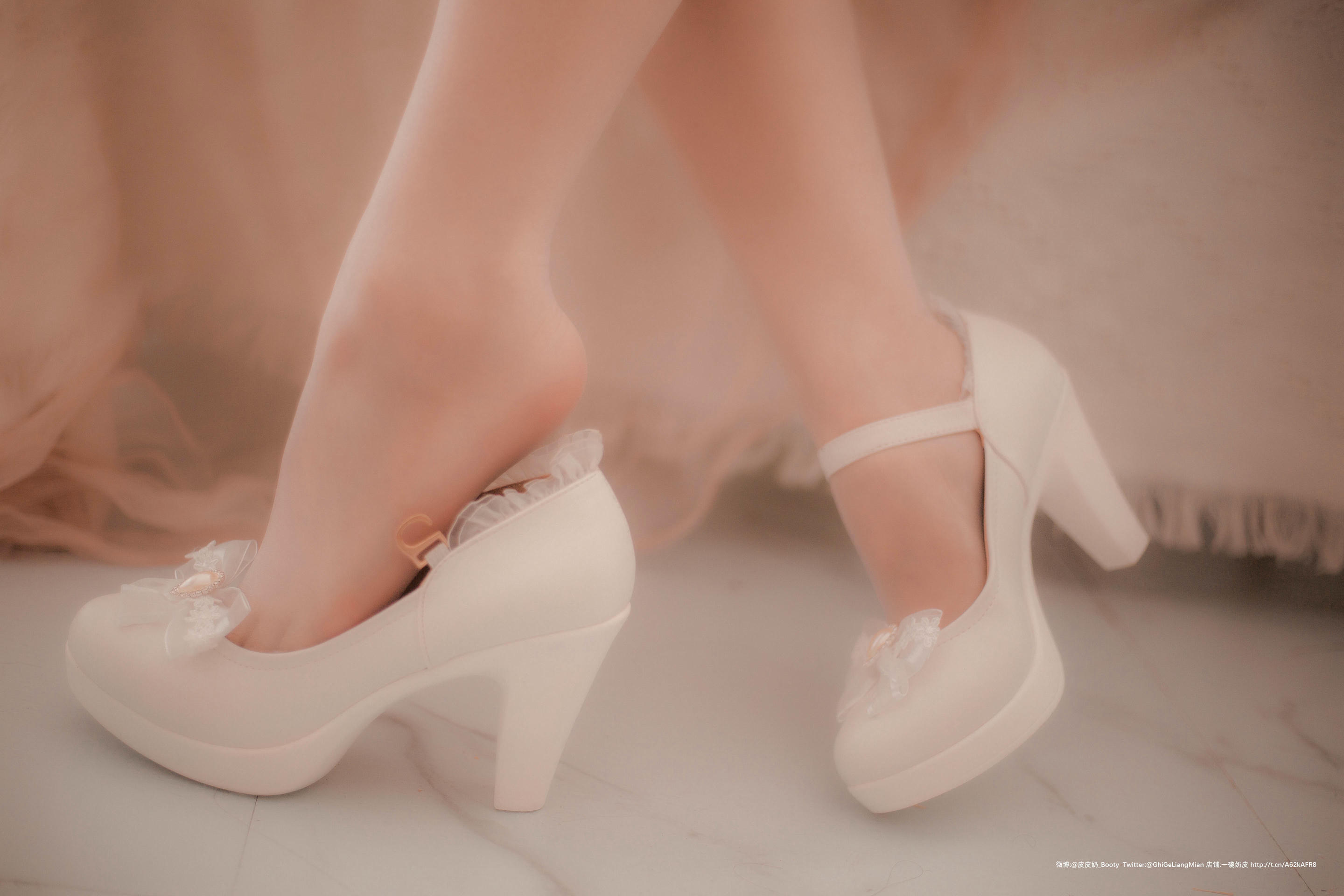 皮皮奶可可爱了啦 NO.024 朦胧婚纱 [66P-56MB]_第3集