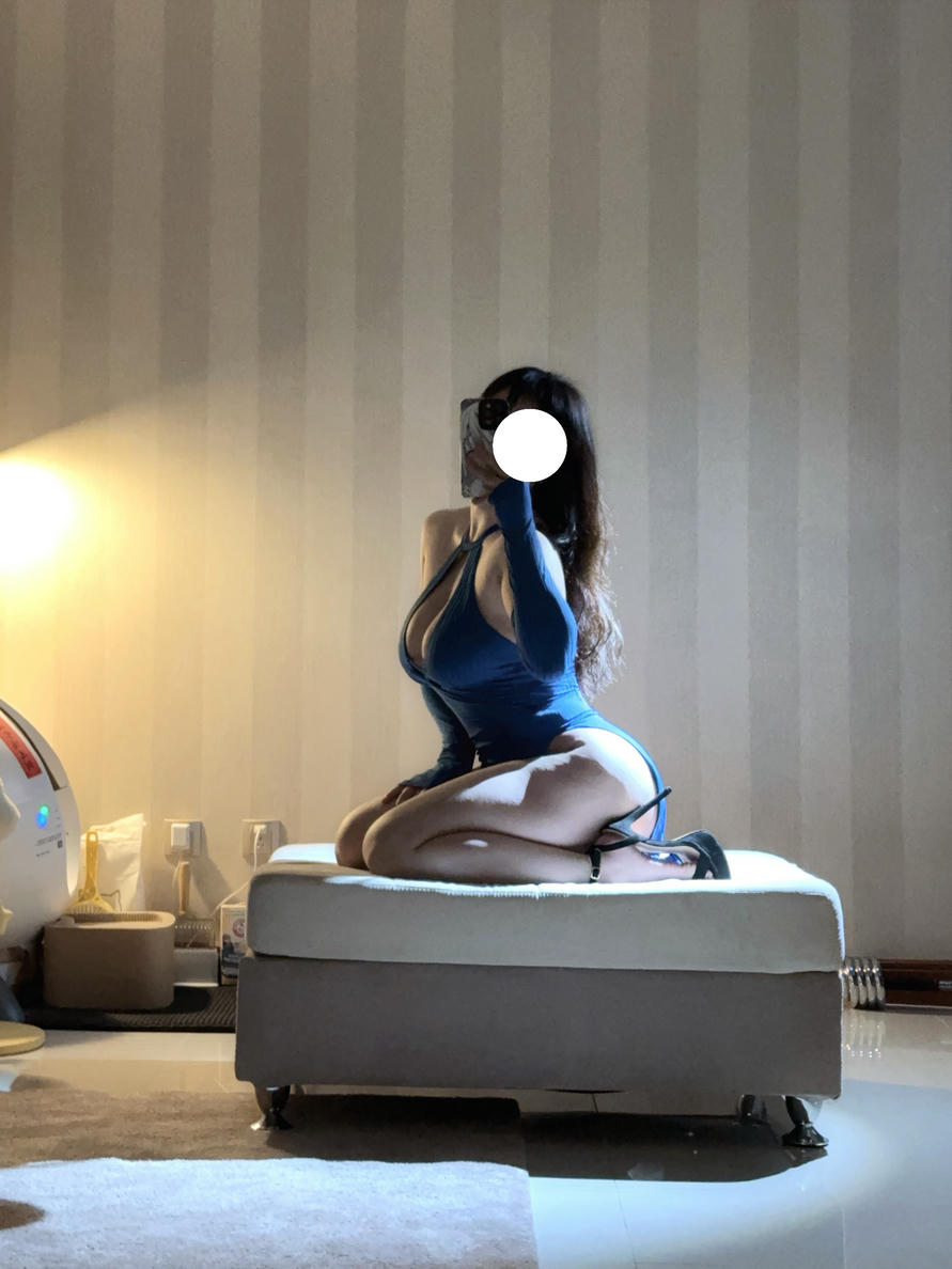 皮皮奶可可爱了啦 NO.058 蓝色旗袍[17P 1V 58.4M]_第1集